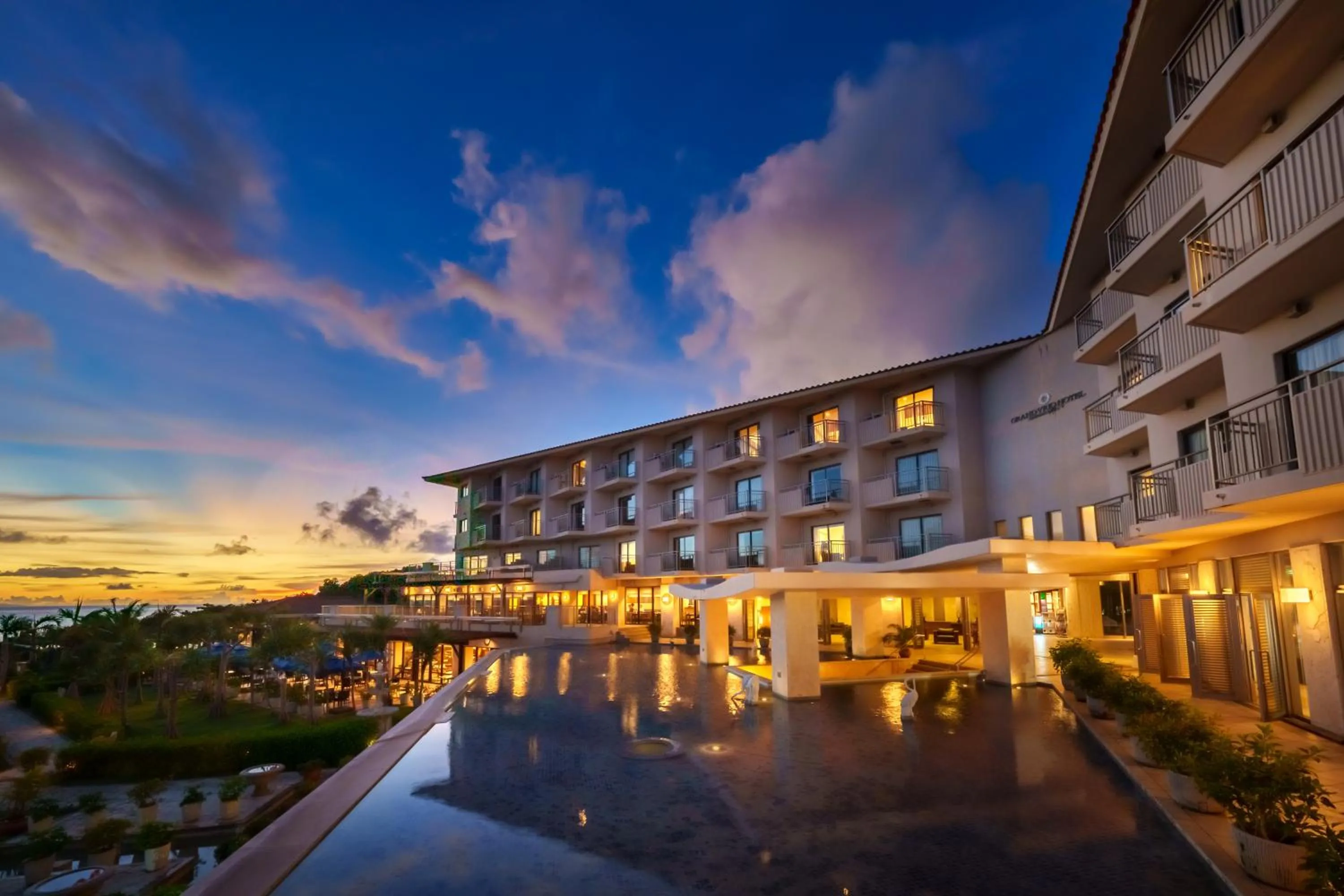 Property building in GRANDVRIORESORT ISHIGAKIJIMA Ocean's Wing & Villa Garden