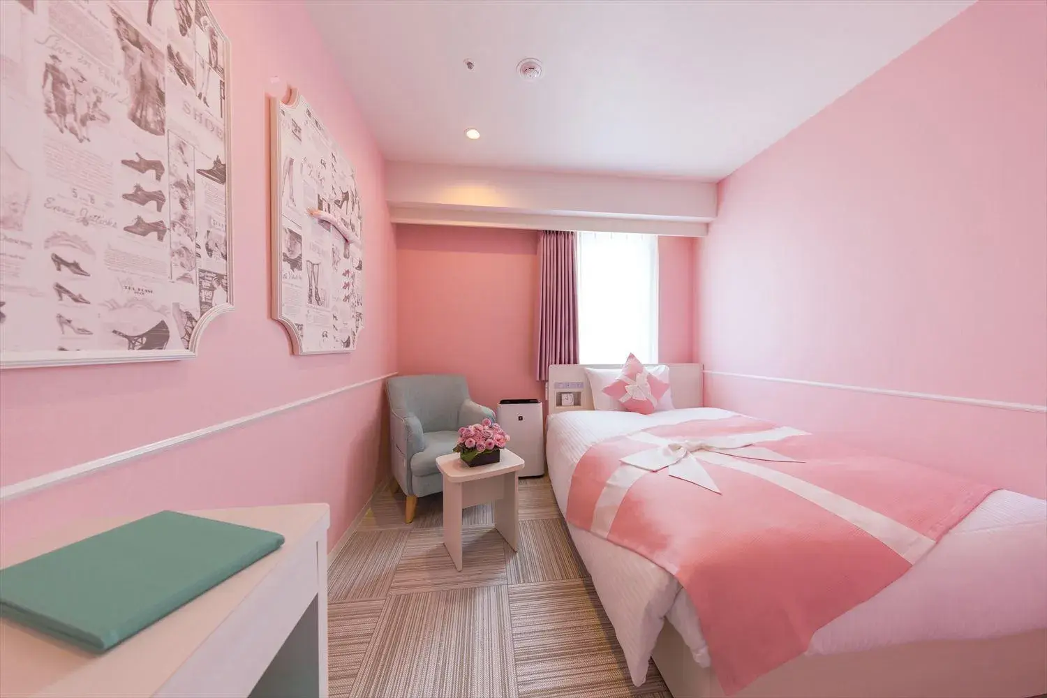 Standard Double Room with Shower on Top Floor - single occupancy - Female Only in DEL style Nagoya Nayabashi by Daiwa Roynet Hotel Standard Double Room with Shower on Top Floor - single occupancy - Female Only in DEL style Nagoya Nayabashi by Daiwa Roynet Hotel