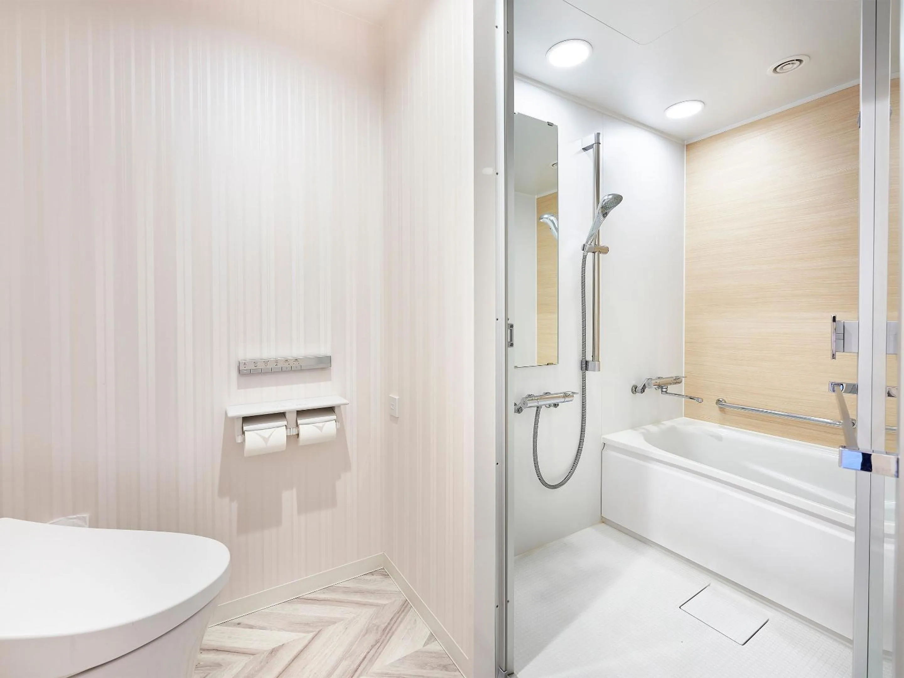 Bathroom in DEL style Nagoya Nayabashi by Daiwa Roynet Hotel