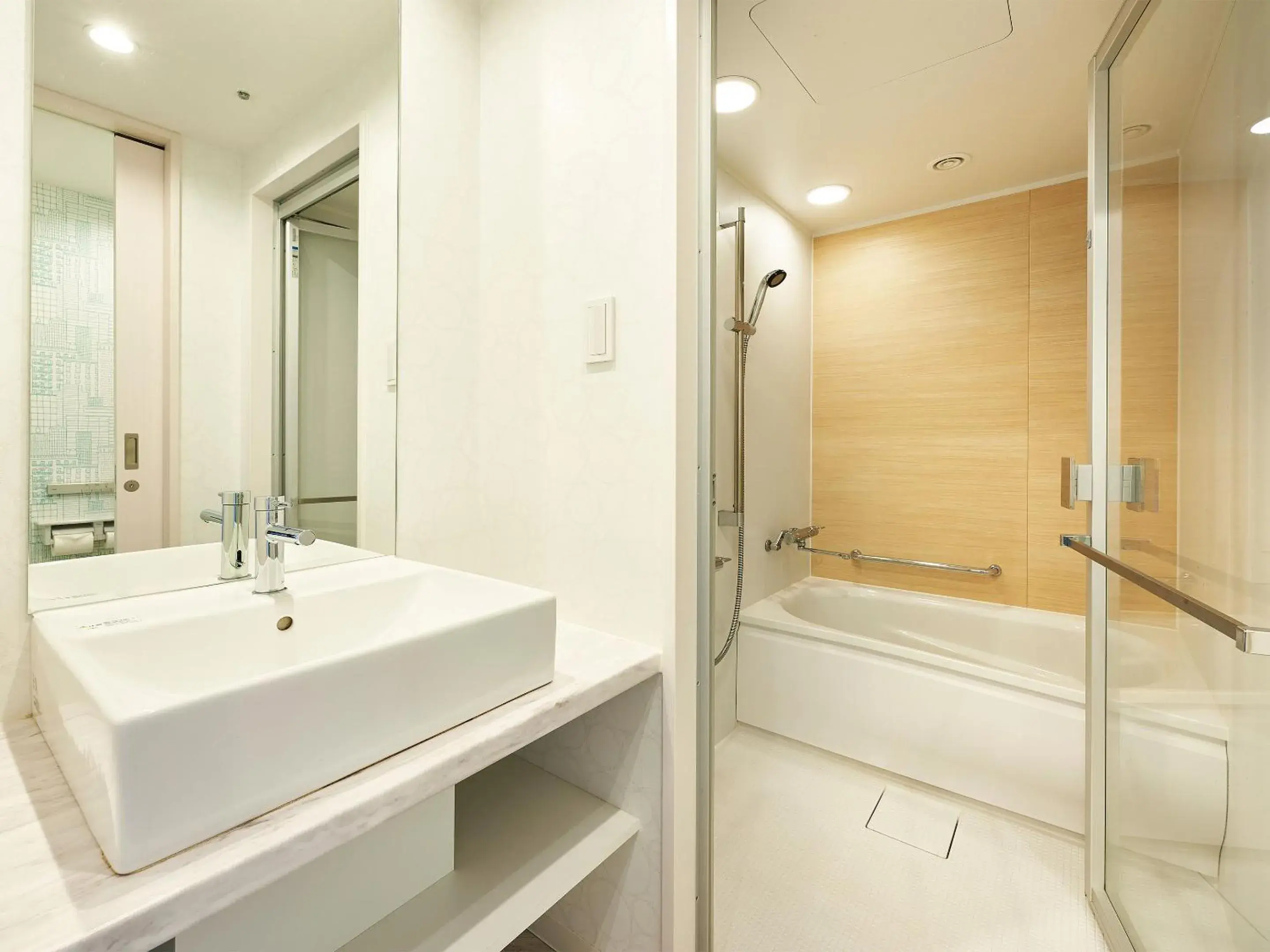 Standard Twin Room - single occupancy - Non-Smoking in DEL style Nagoya Nayabashi by Daiwa Roynet Hotel Standard Twin Room - single occupancy - Non-Smoking in DEL style Nagoya Nayabashi by Daiwa Roynet Hotel