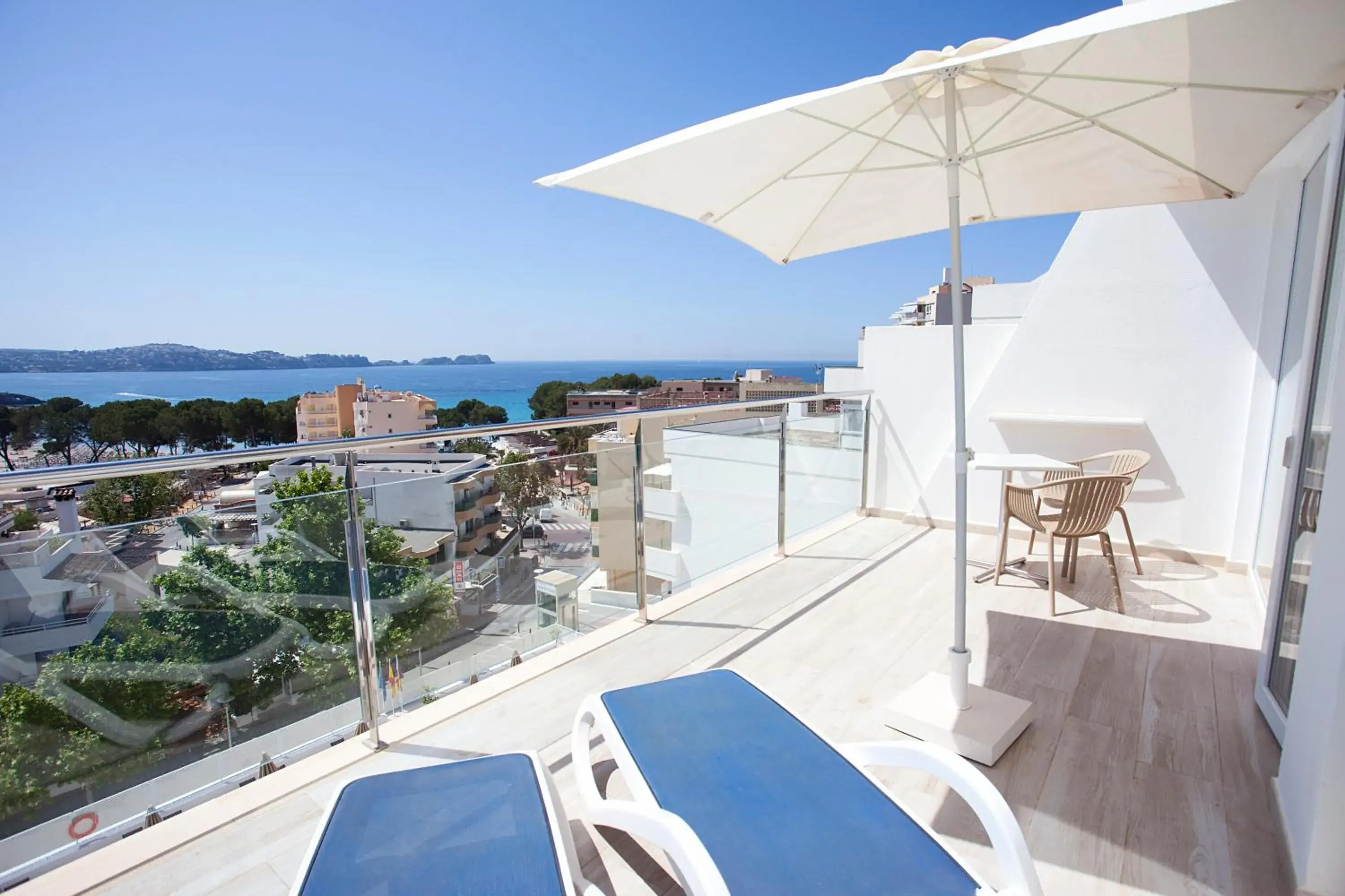 Sea view in Aparthotel Novo Mar Sea view in Aparthotel Novo Mar