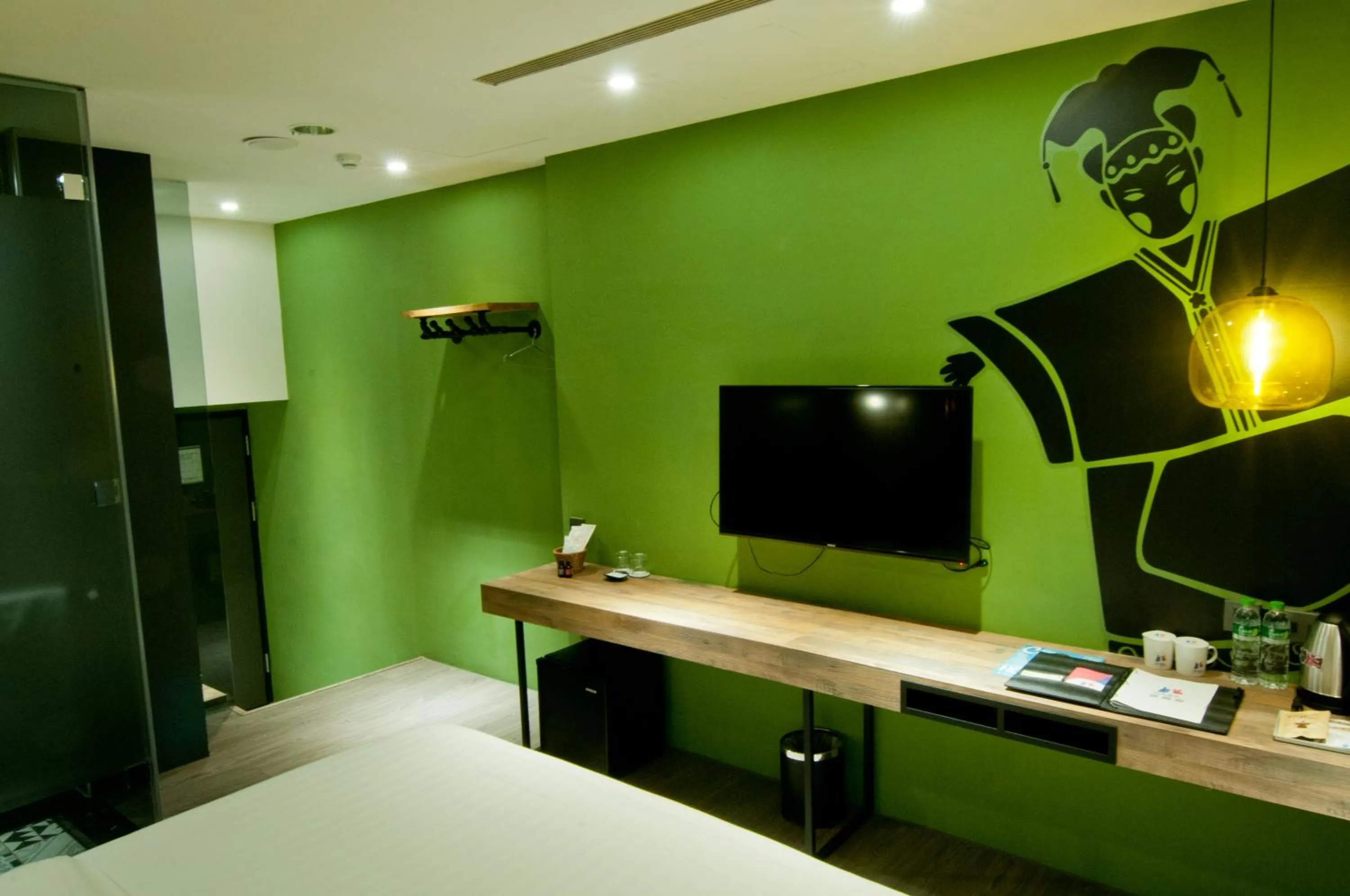 TV and multimedia, Bed in Huwei Hotel