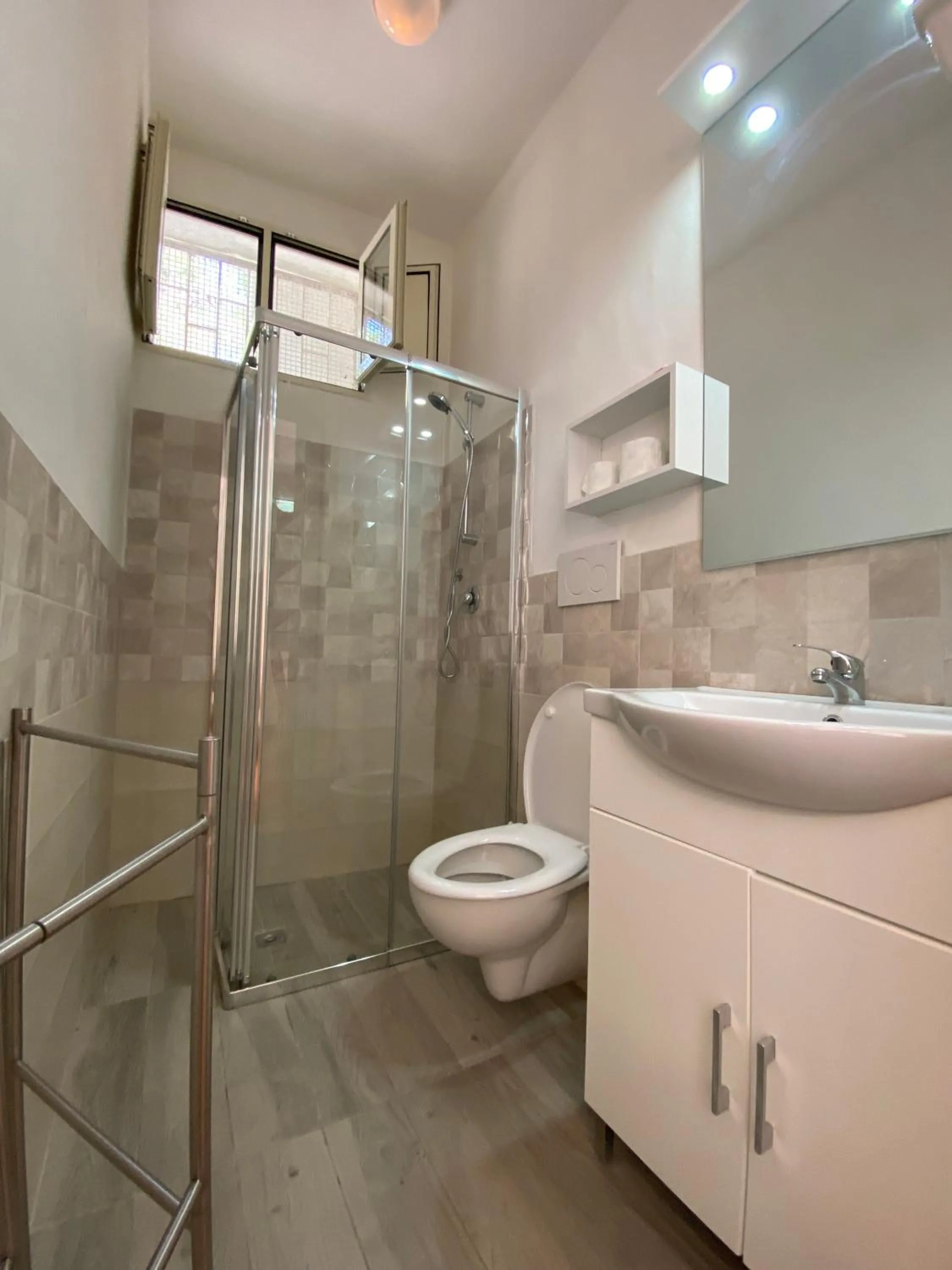 Shower in Villa Marhù