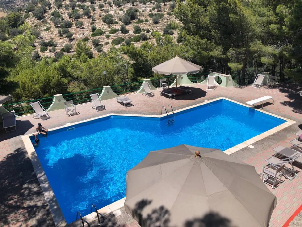 Swimming pool in Villa Marhù