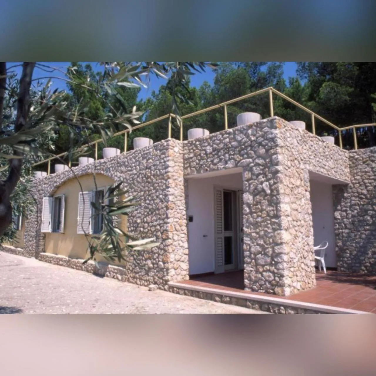 Property building in Villa Marhù