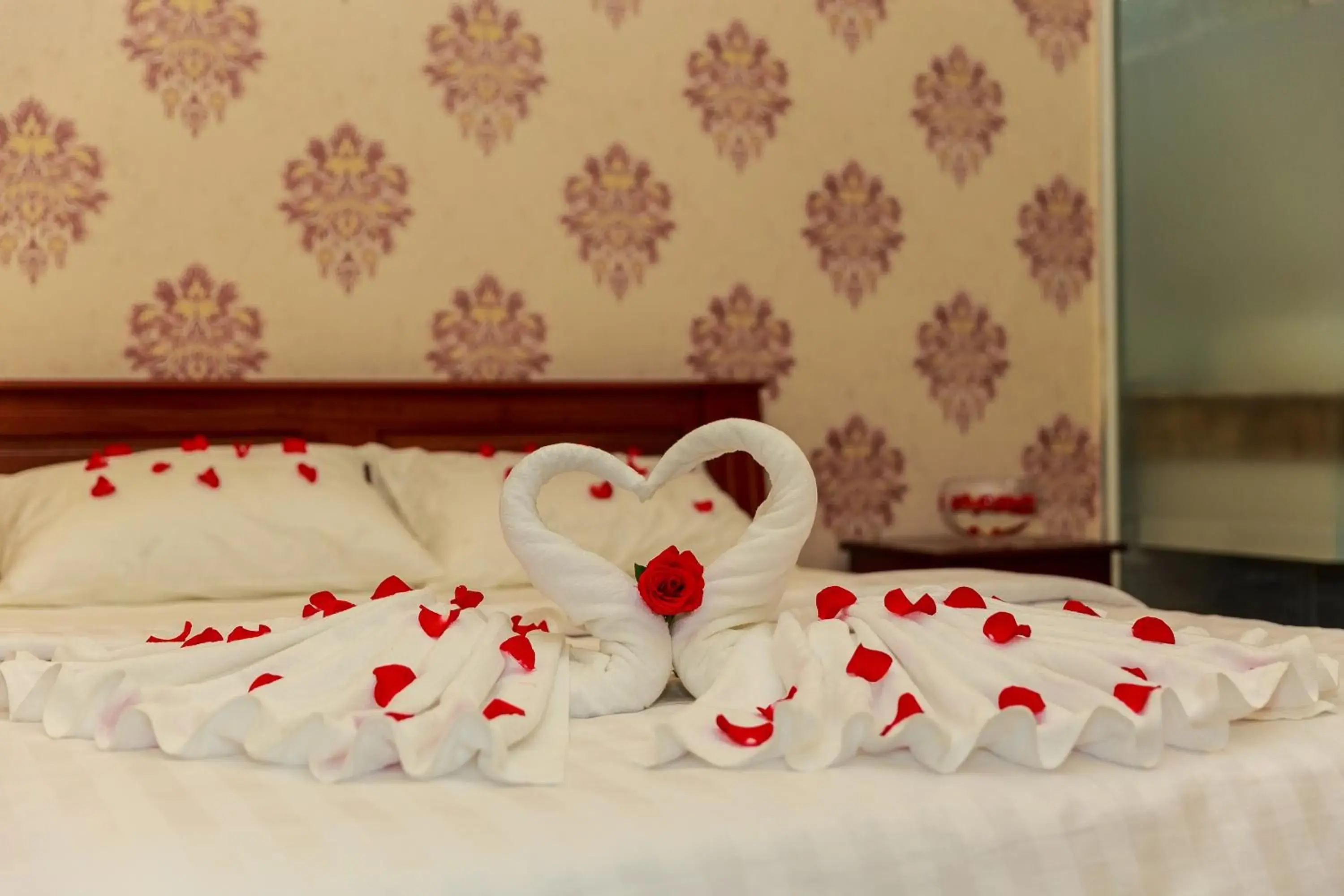 Bed in VẠN LỘC HOTEL Bed in VẠN LỘC HOTEL