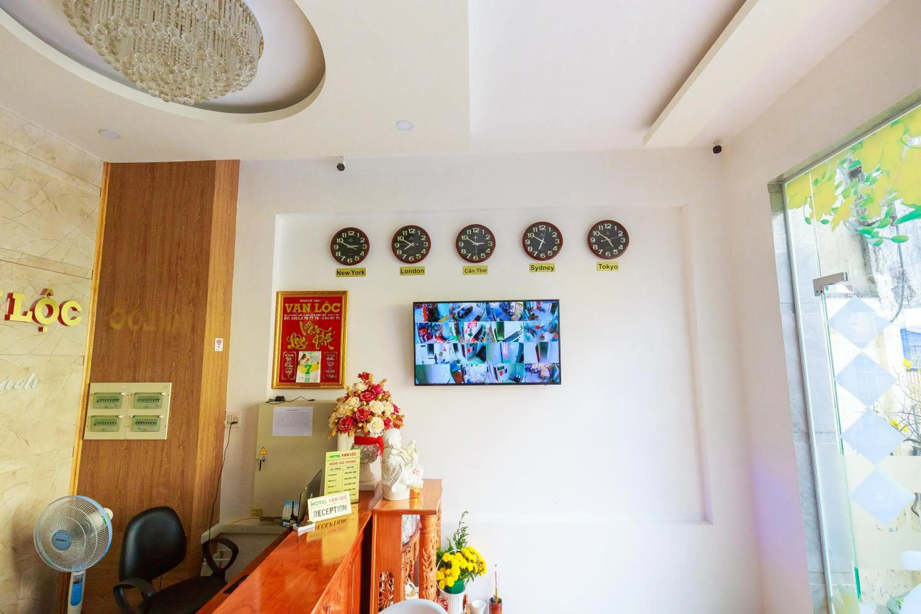 Lobby or reception in VẠN LỘC HOTEL