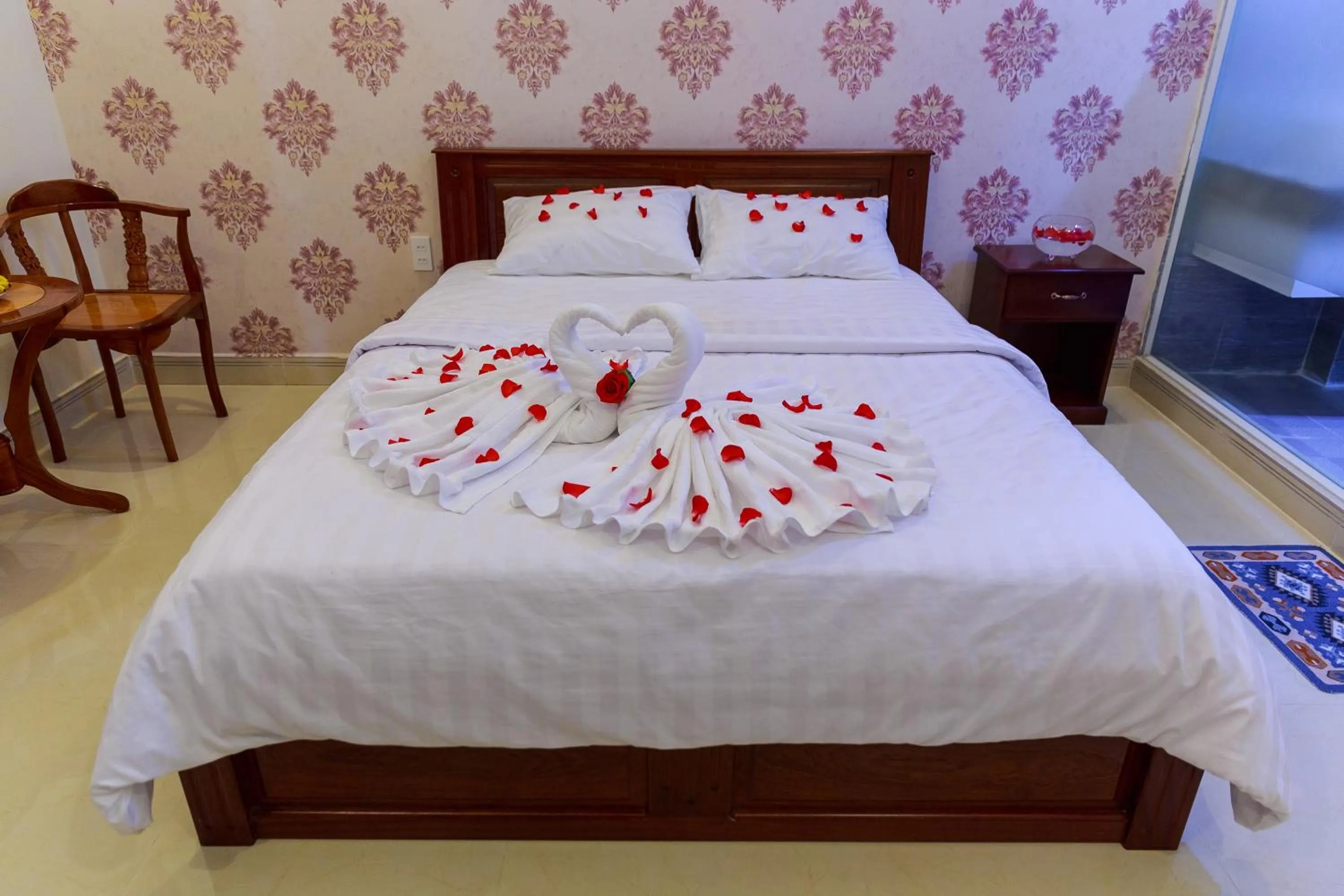 Bed in VẠN LỘC HOTEL