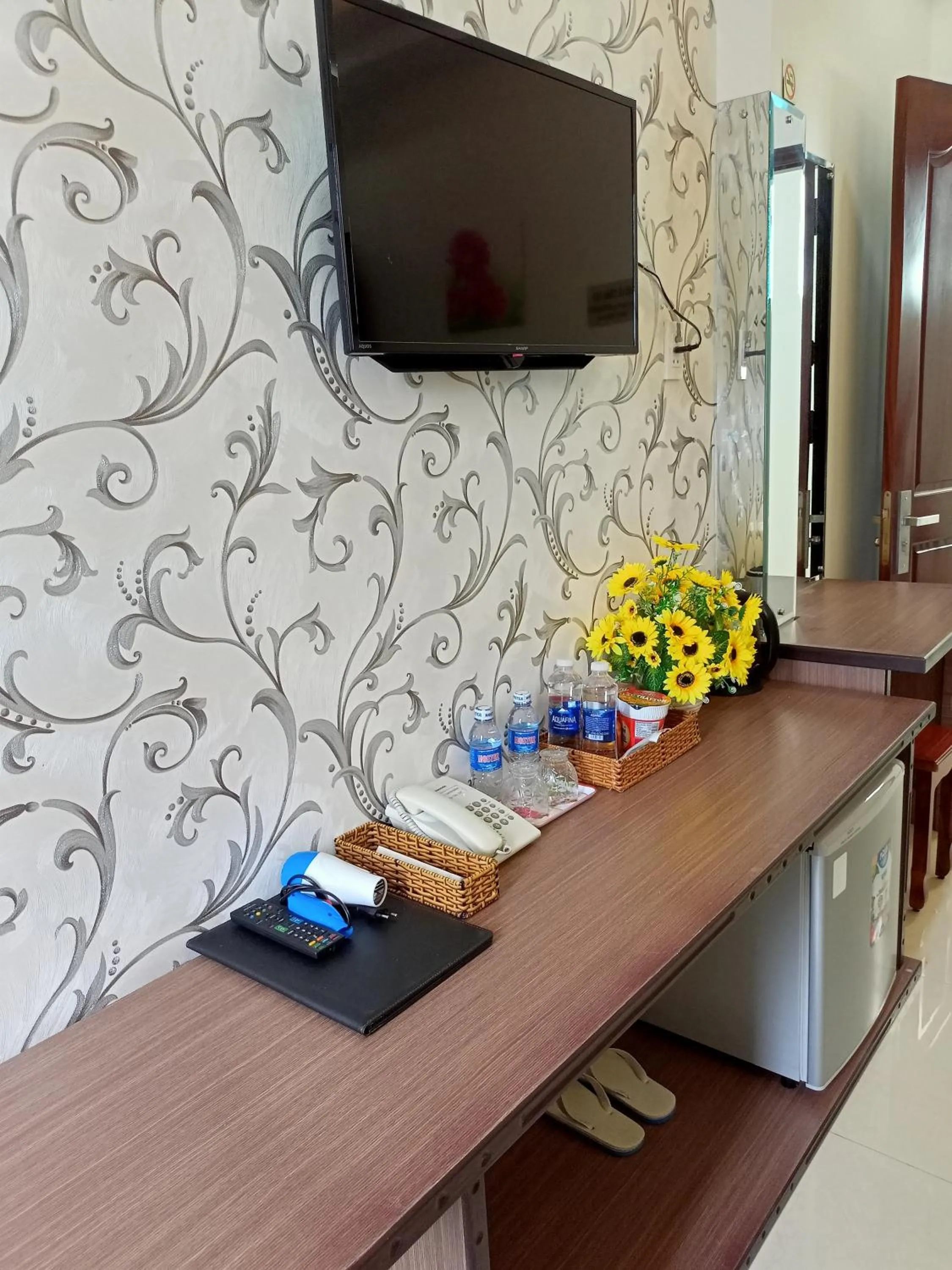 furniture in VẠN LỘC HOTEL