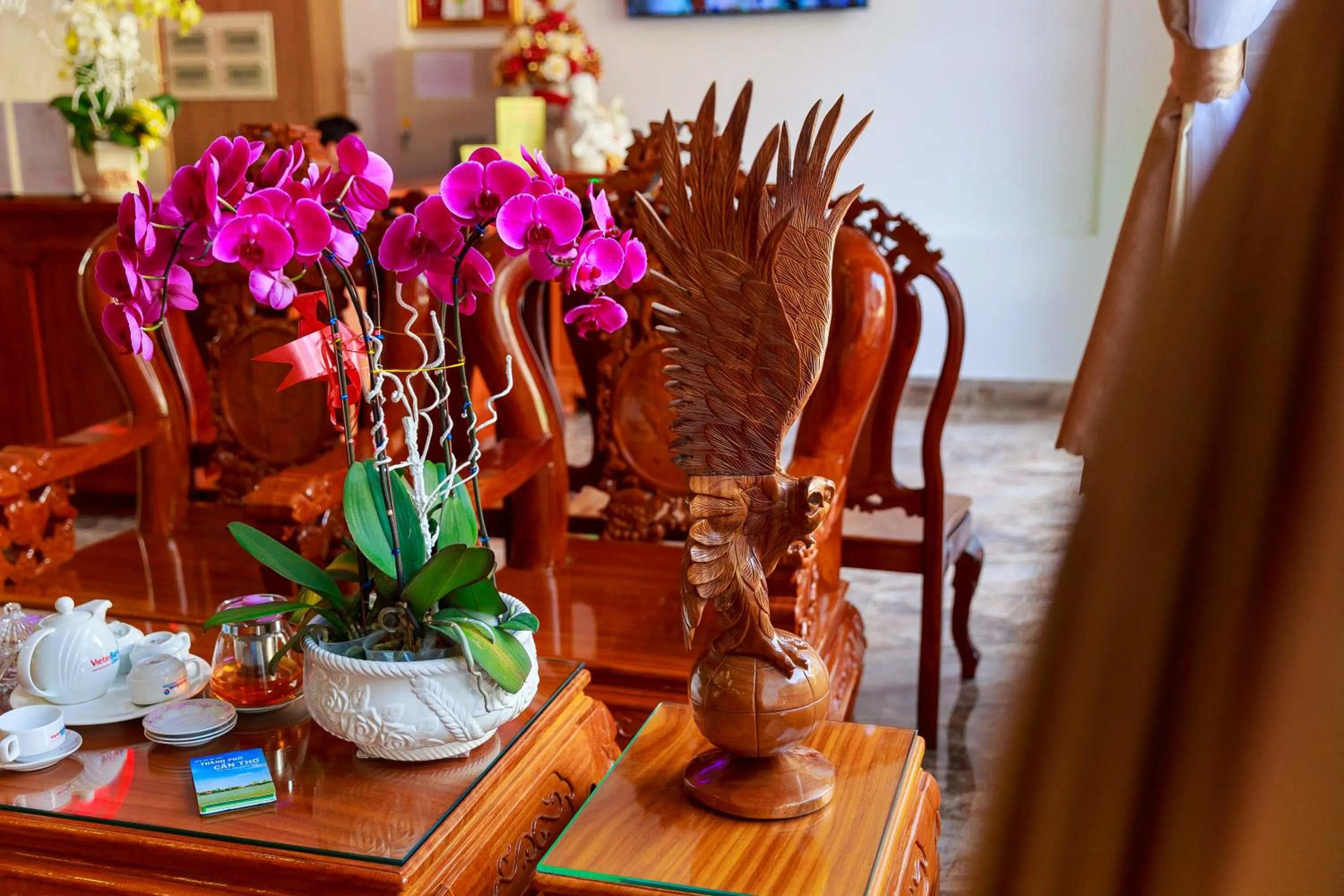 Seating area in VẠN LỘC HOTEL