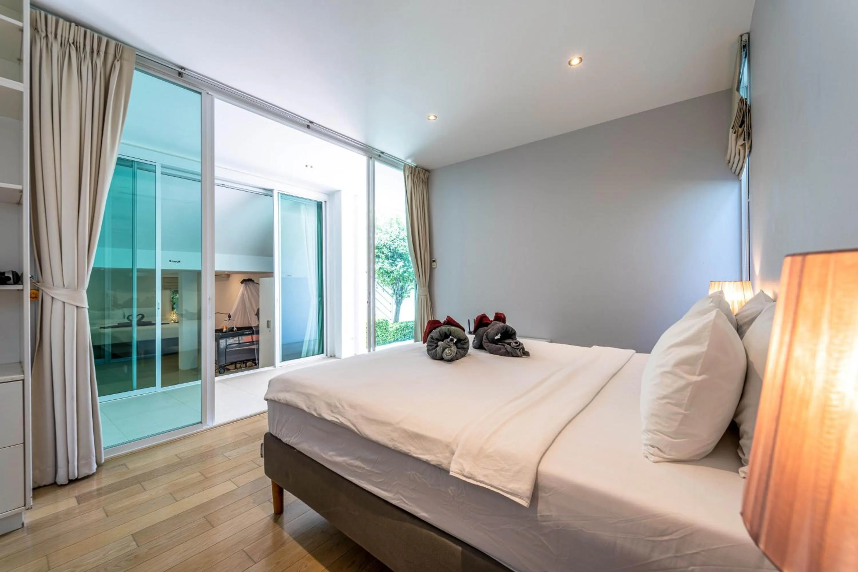 Bed in Phu Montra Villa With Ocean View PM-A4