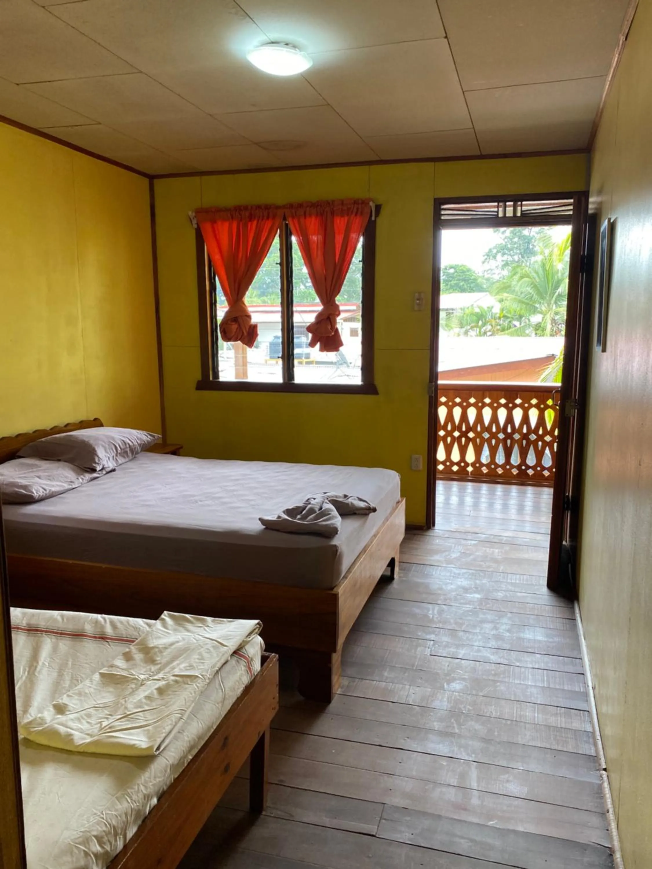 Bed in Cabinas Popular