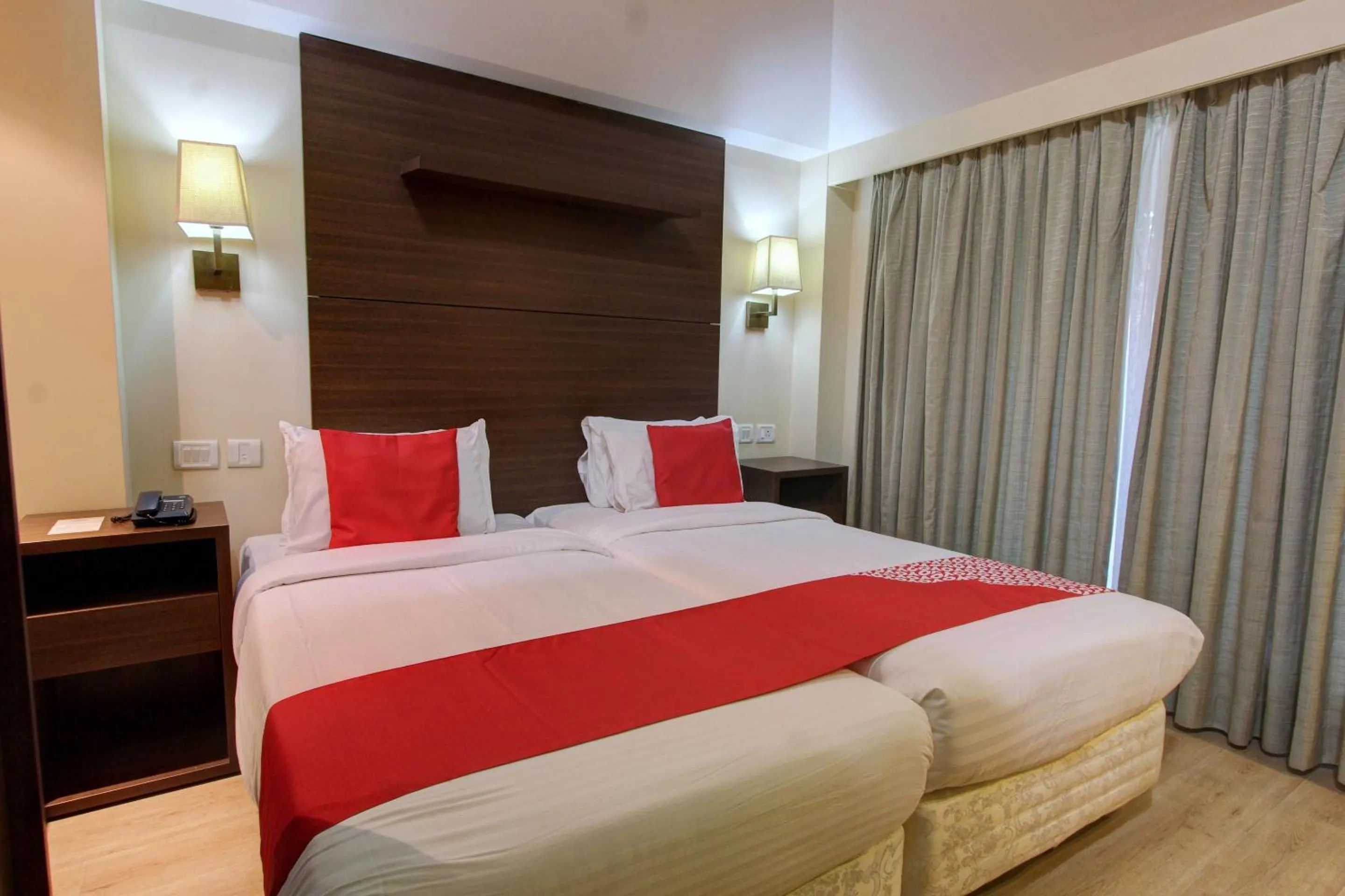 Bedroom, Bed in Golden Amoon Resort