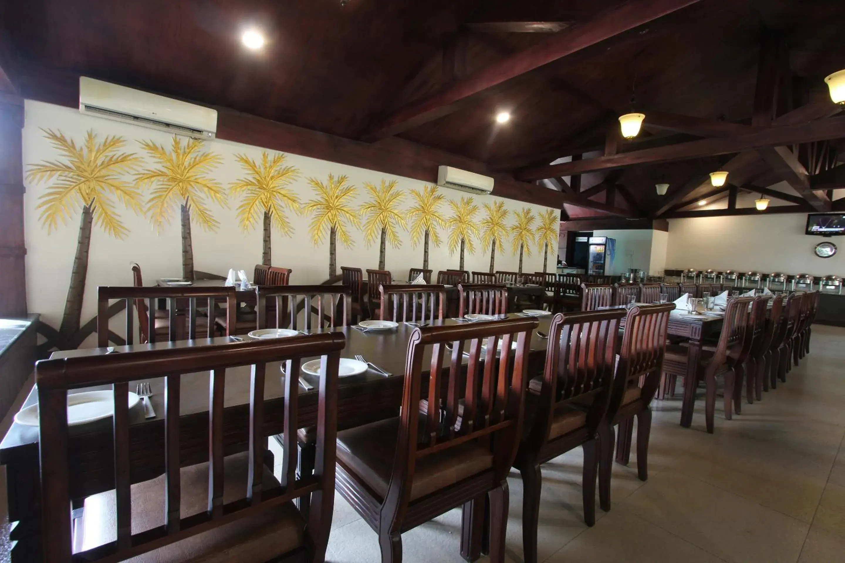 Restaurant/places to eat in Golden Amoon Resort Restaurant/places to eat in Golden Amoon Resort