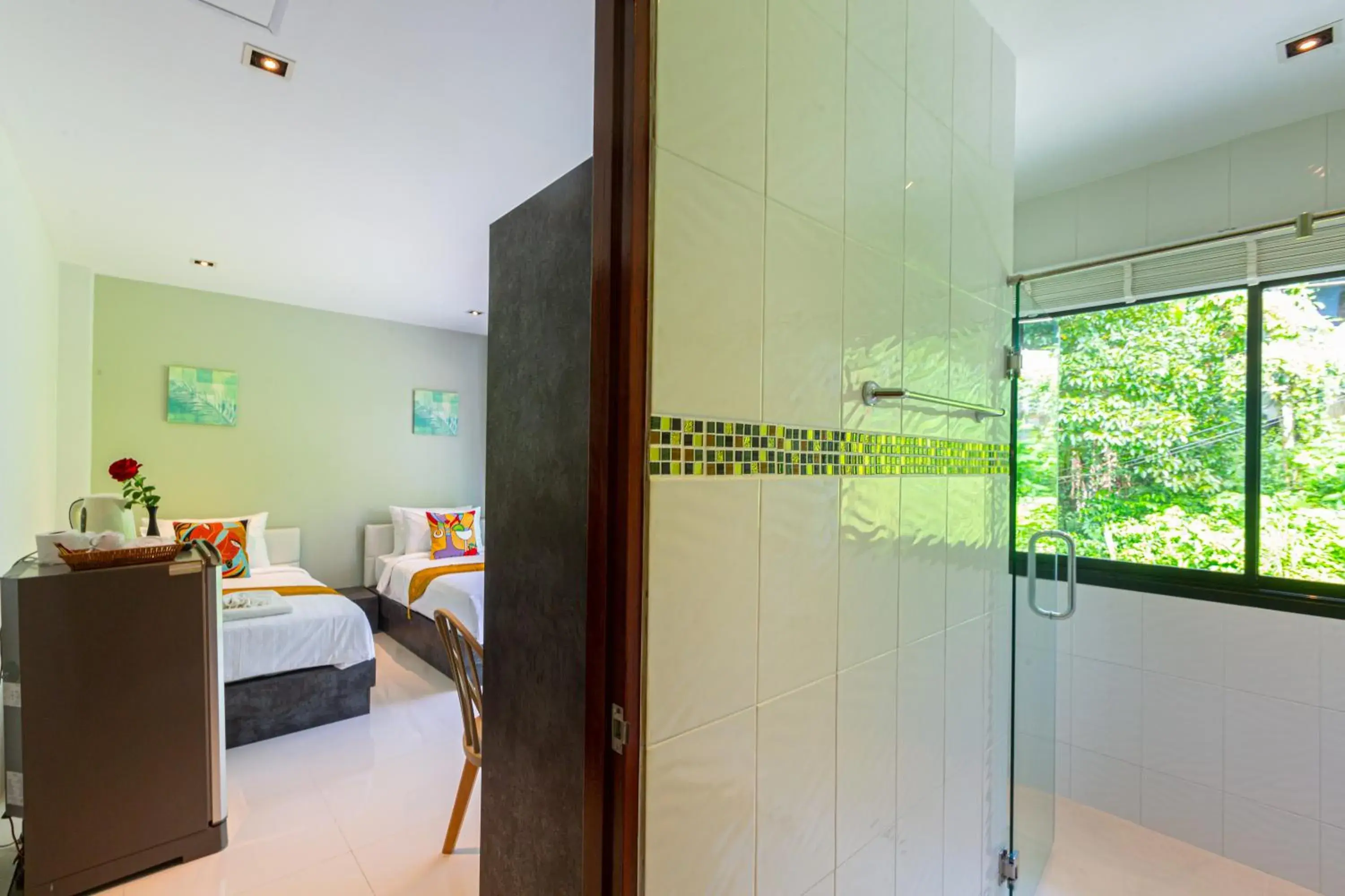 Photo of the whole room, Bed in Rossarin Sea View Patong Photo of the whole room, Bed in Rossarin Sea View Patong