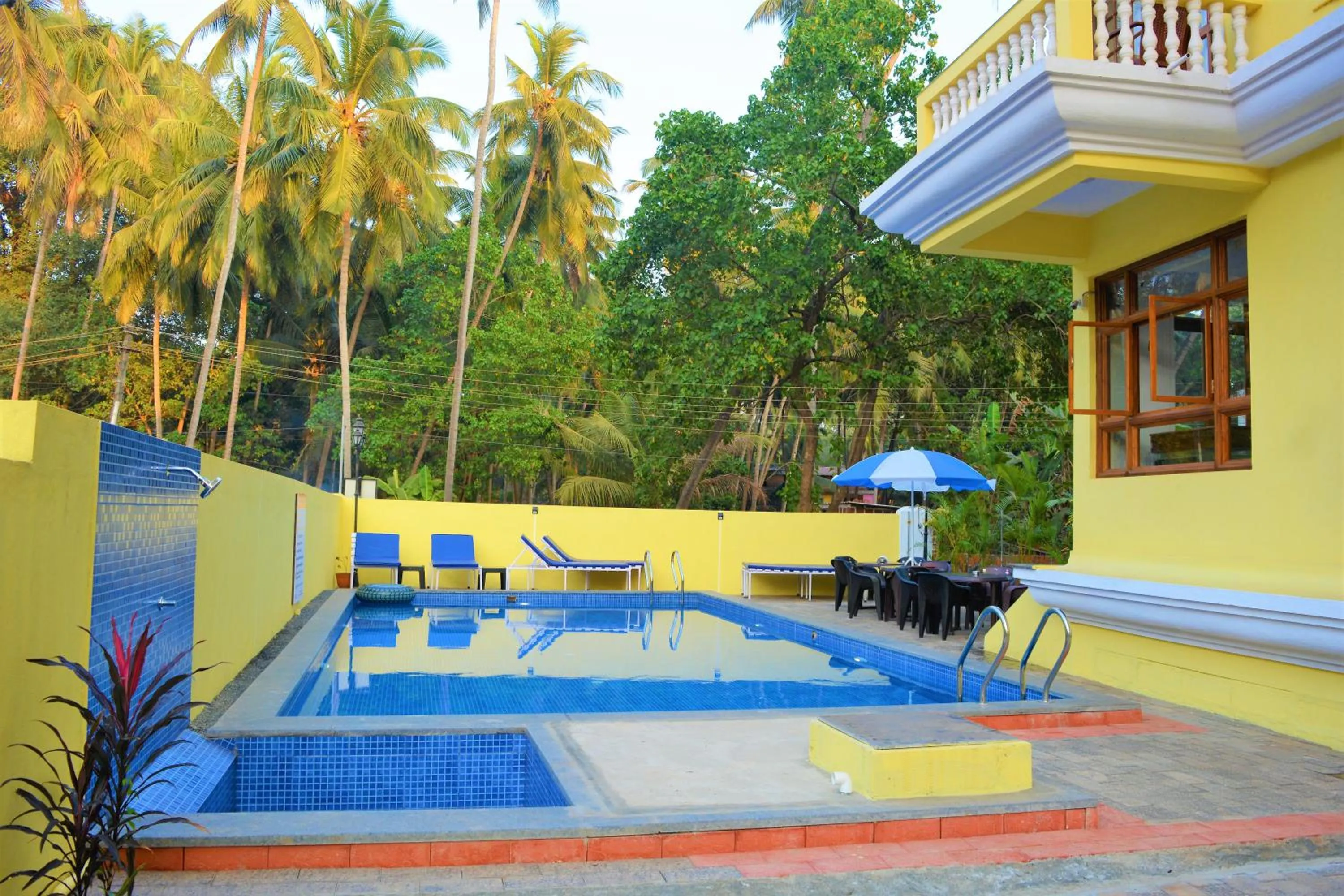 Swimming pool in Sonikas Leisure