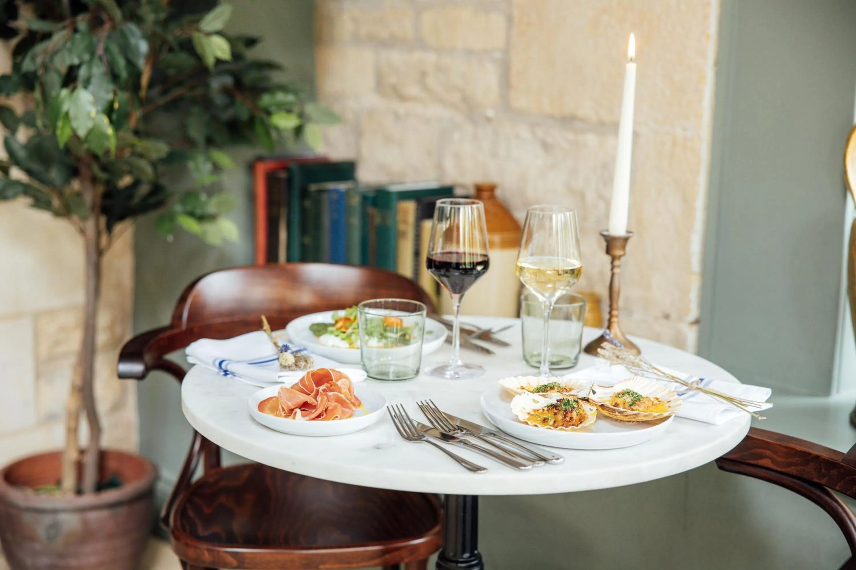 Food in The William Cecil