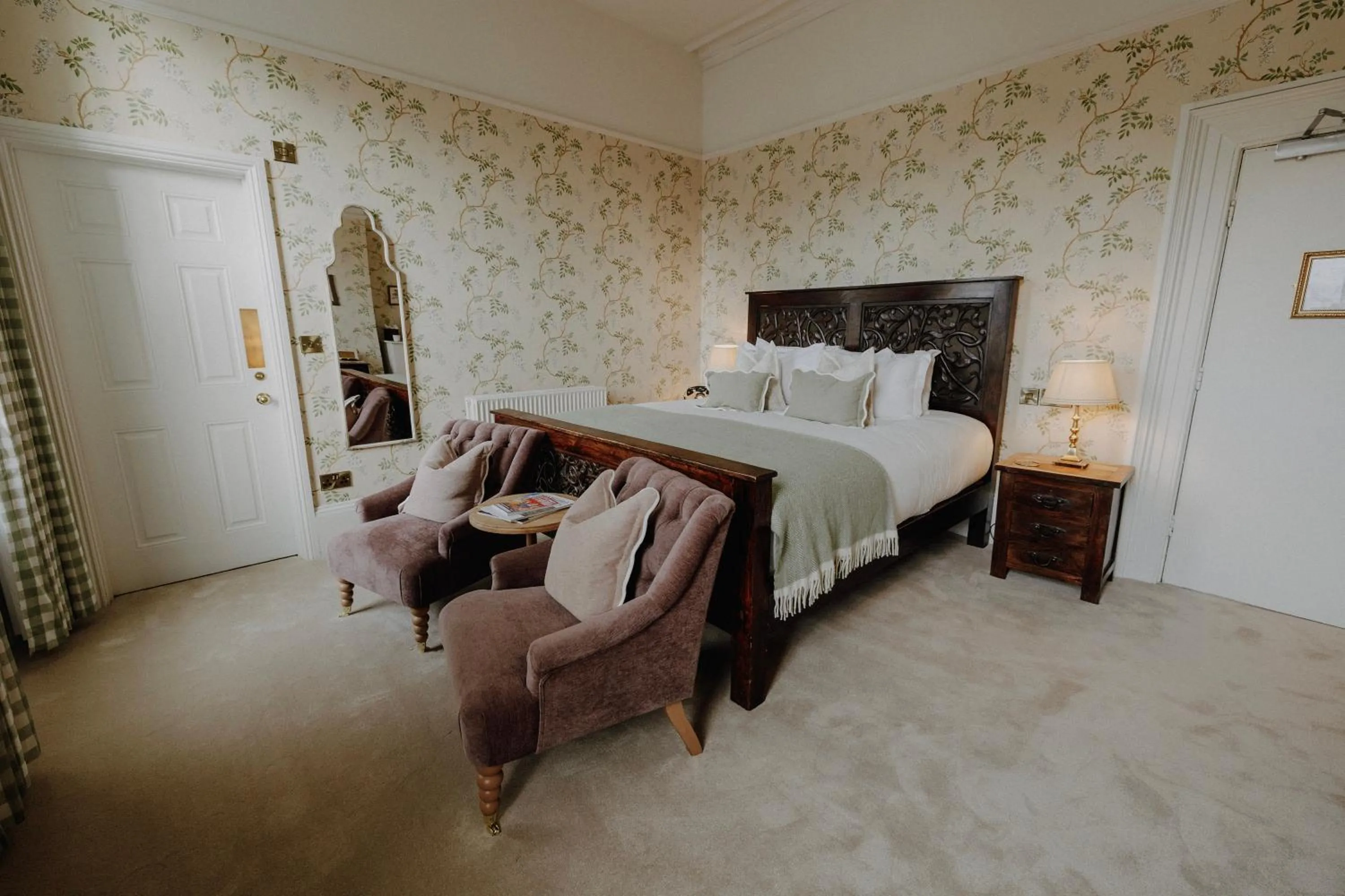 Bedroom, Bed in The William Cecil