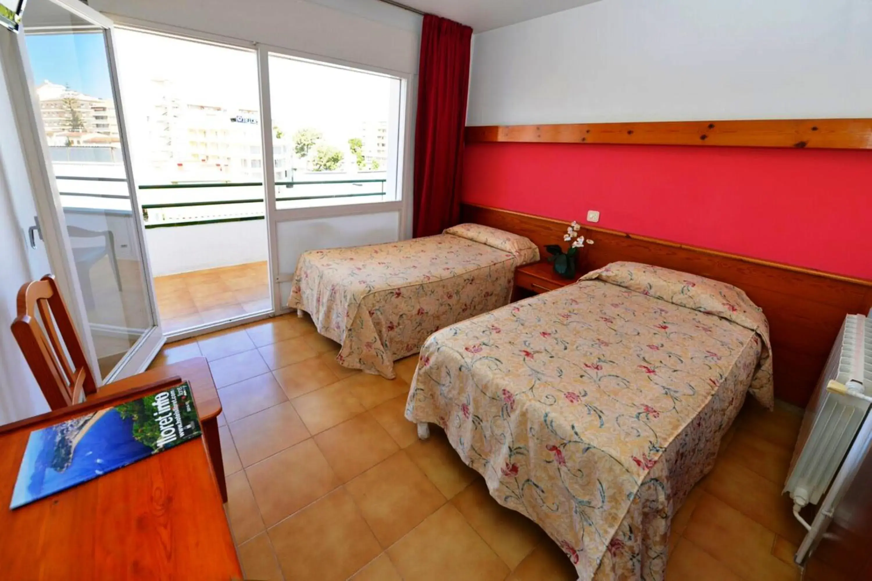 Decorative detail, Bed in Hostal Magnolia Decorative detail, Bed in Hostal Magnolia