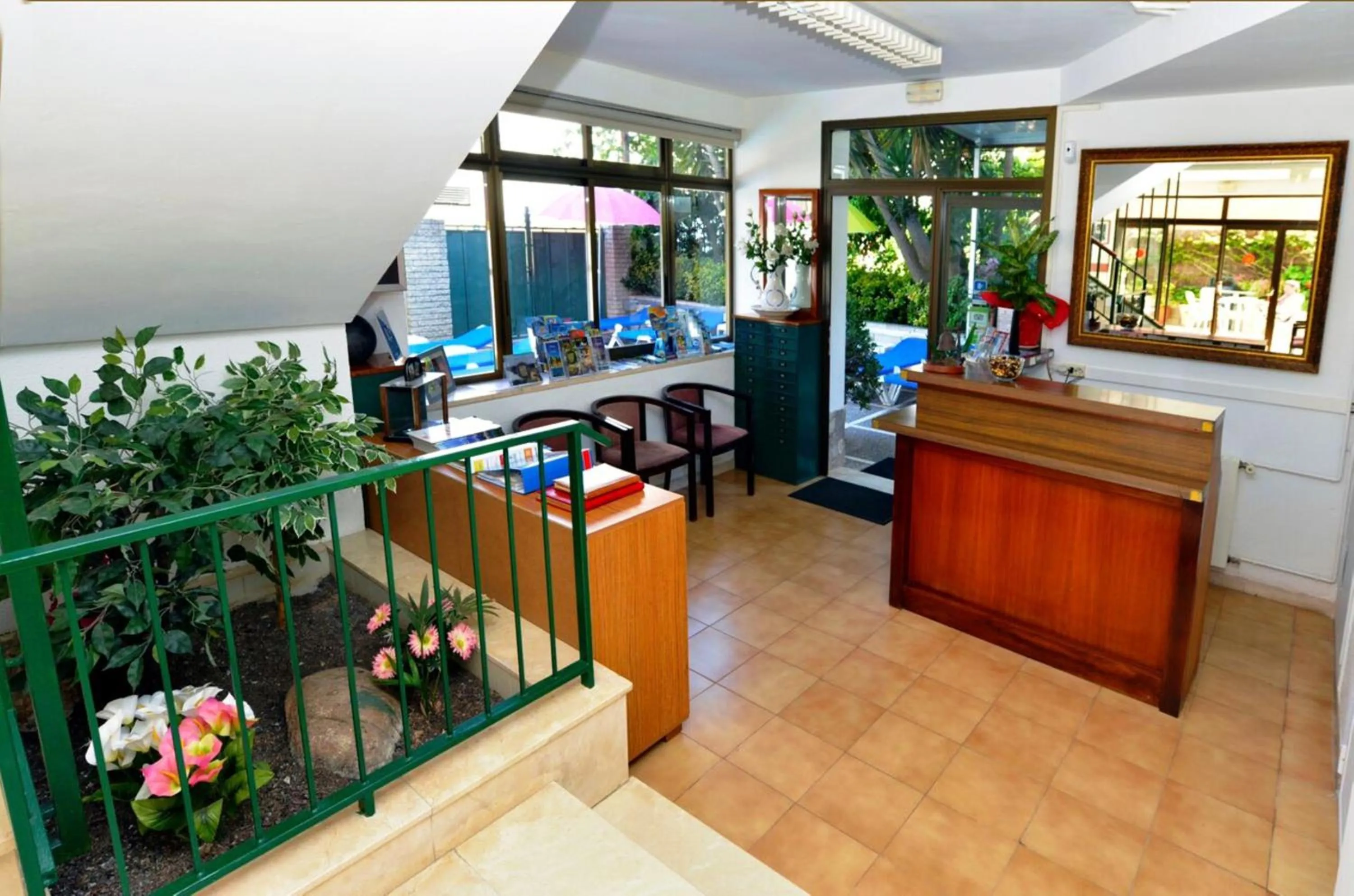 Lobby or reception in Hostal Magnolia