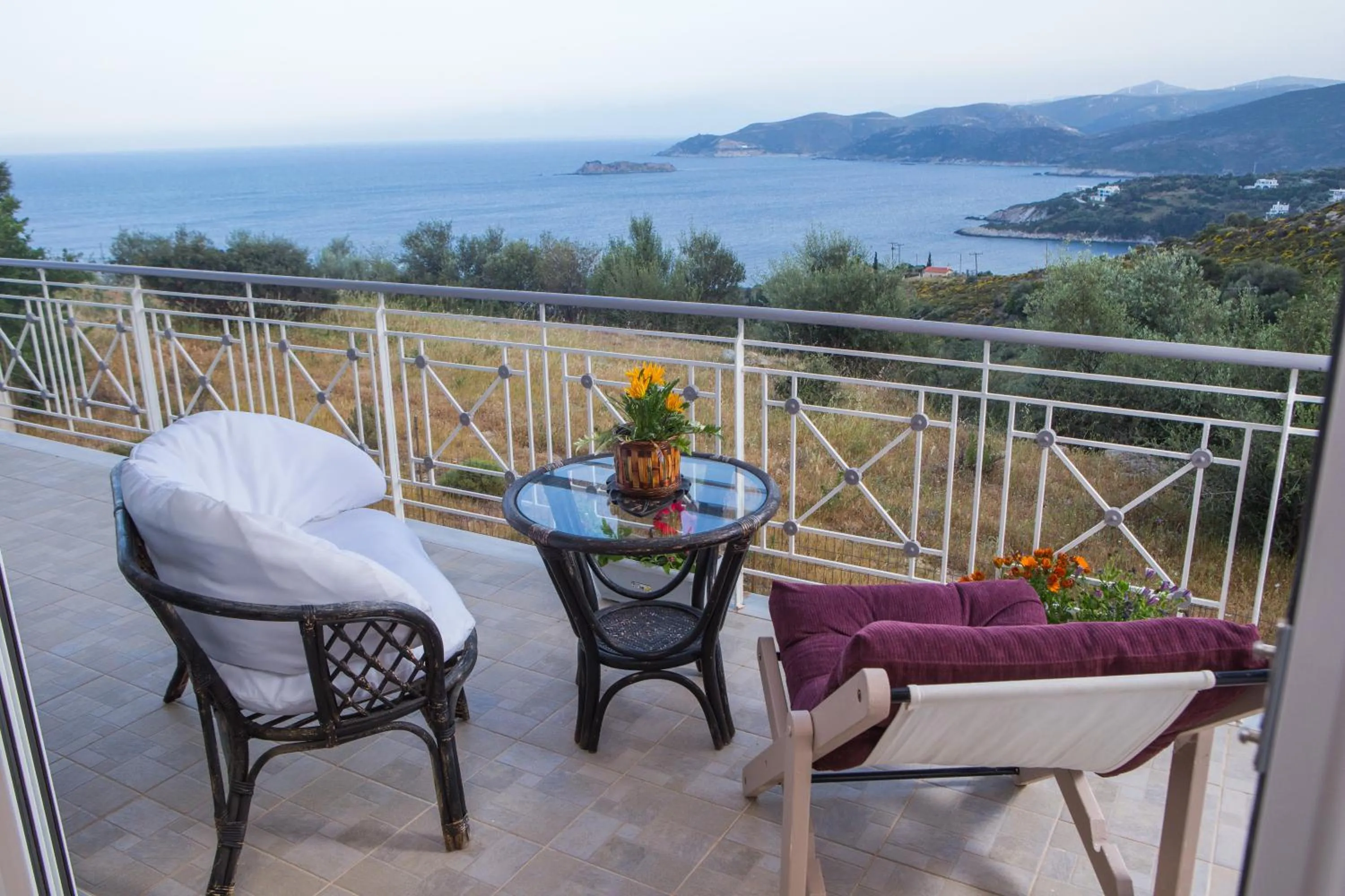 Argo Summer House