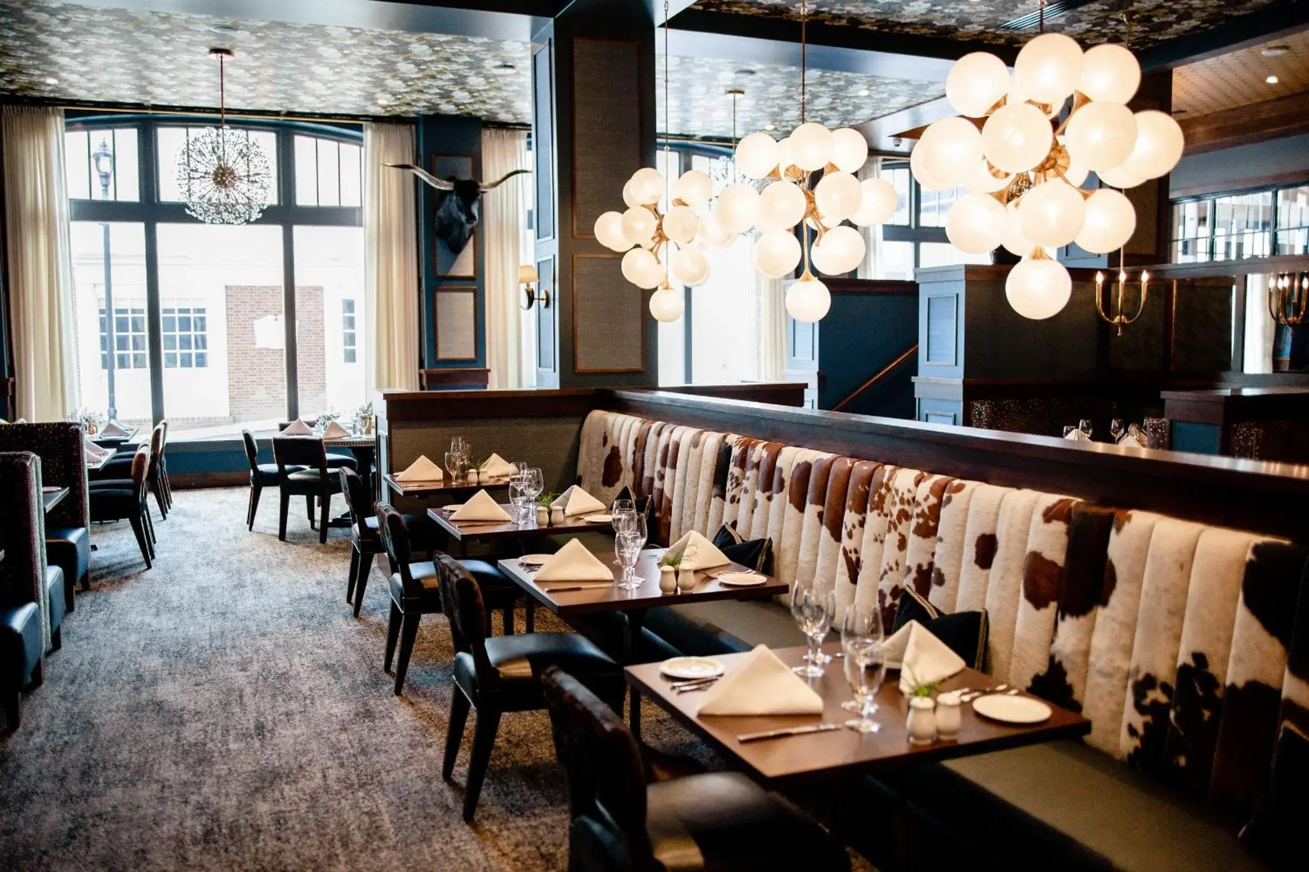 Restaurant/places to eat in The Virginian Lynchburg, Curio Collection By Hilton Restaurant/places to eat in The Virginian Lynchburg, Curio Collection By Hilton