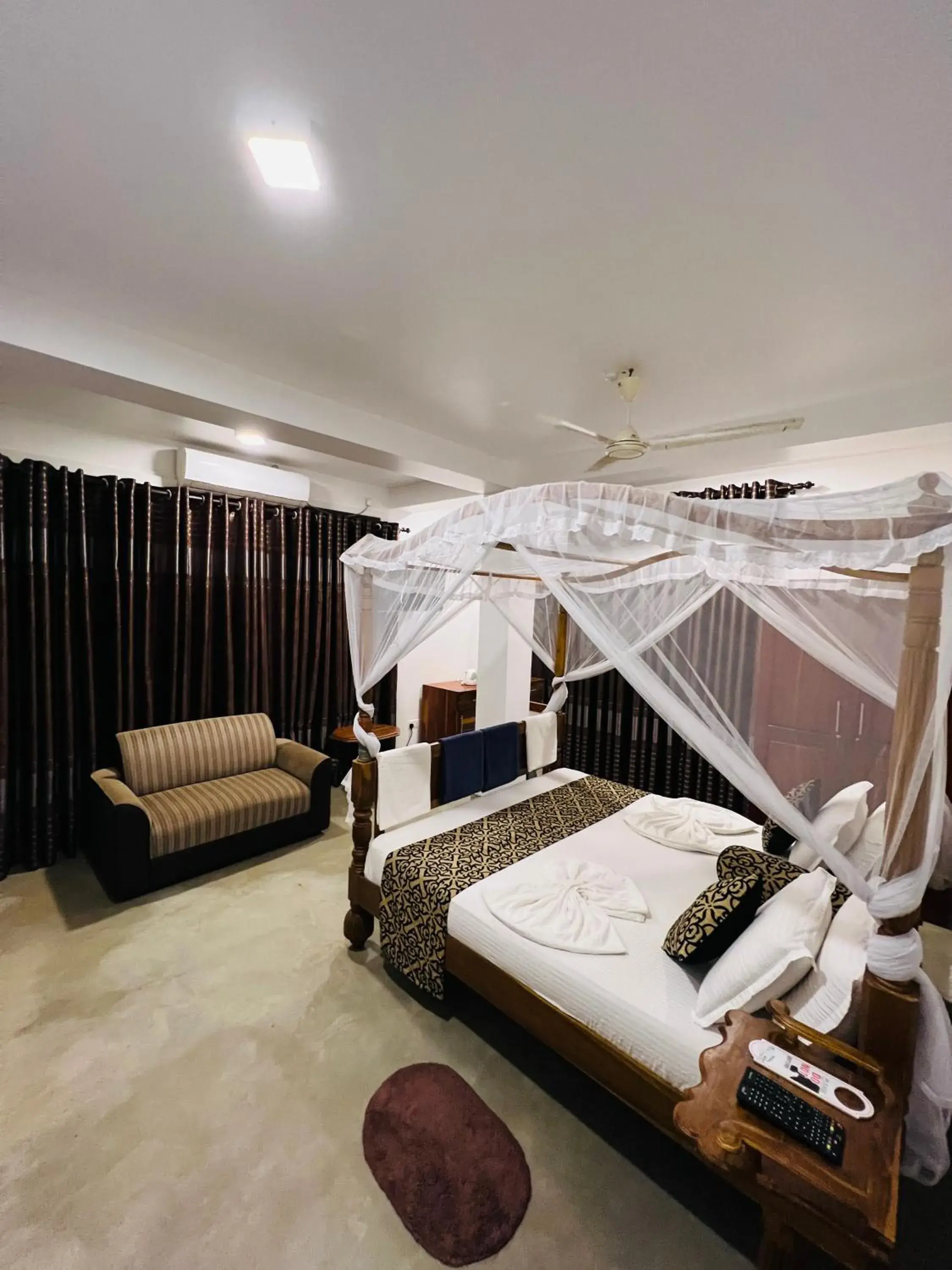 Bed in Top Secret Beach Hotel Bed in Top Secret Beach Hotel