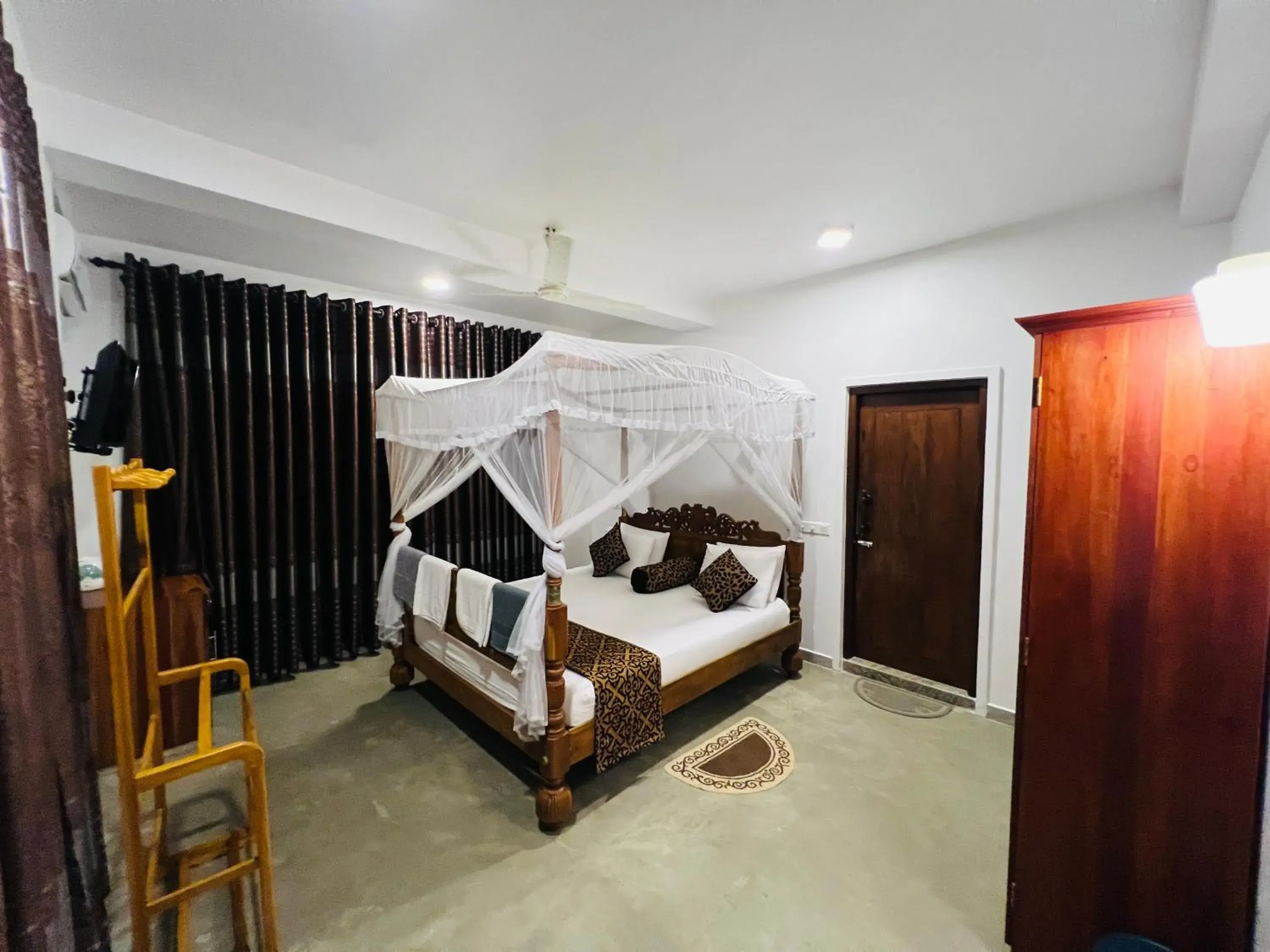 Deluxe Room in Top Secret Beach Hotel Deluxe Room in Top Secret Beach Hotel