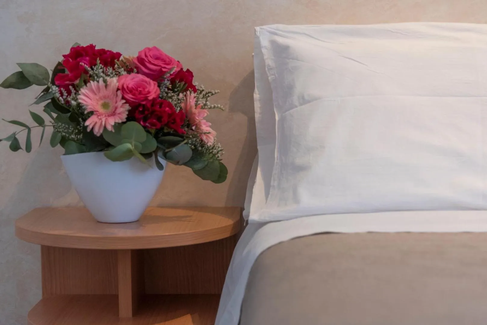 Bed in Hotel Giorgetti Orange