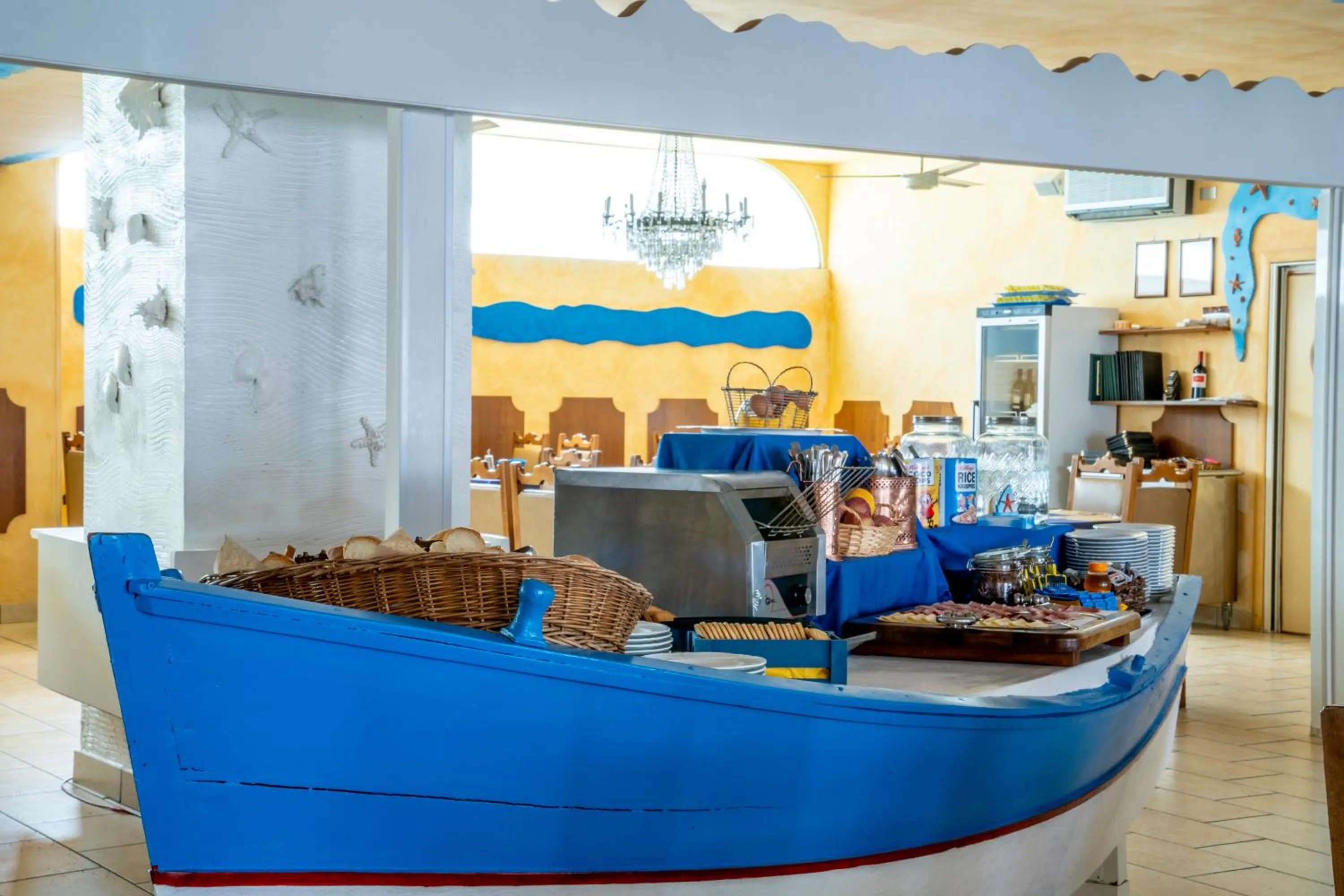 Continental breakfast in Hotel Giorgetti Orange