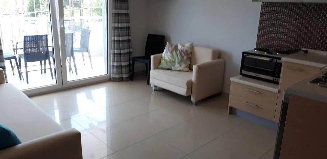 TETYK Keramoti Hotel Apartments