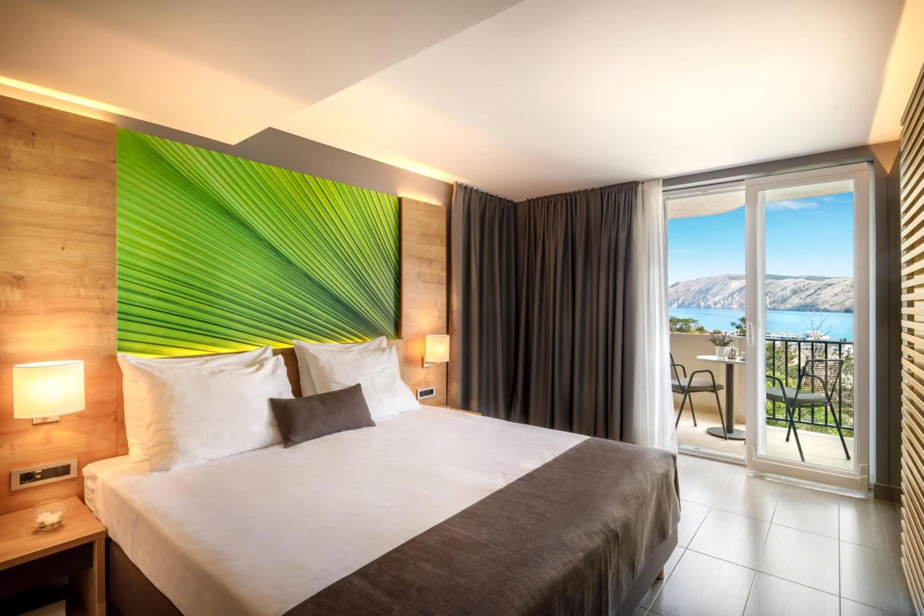 Bedroom, Bed in San Marino Resort