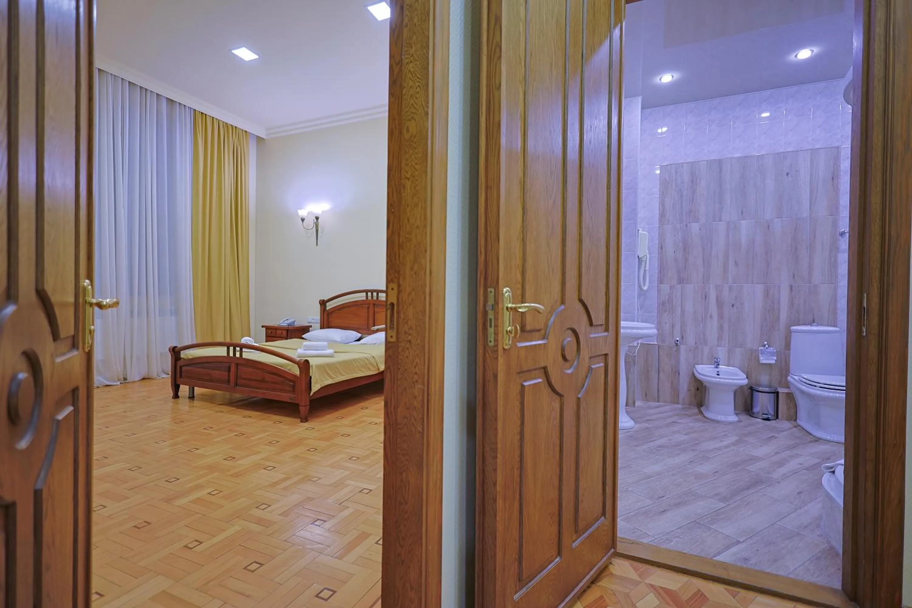 Photo of the whole room, Bed in Araks Hotel Complex