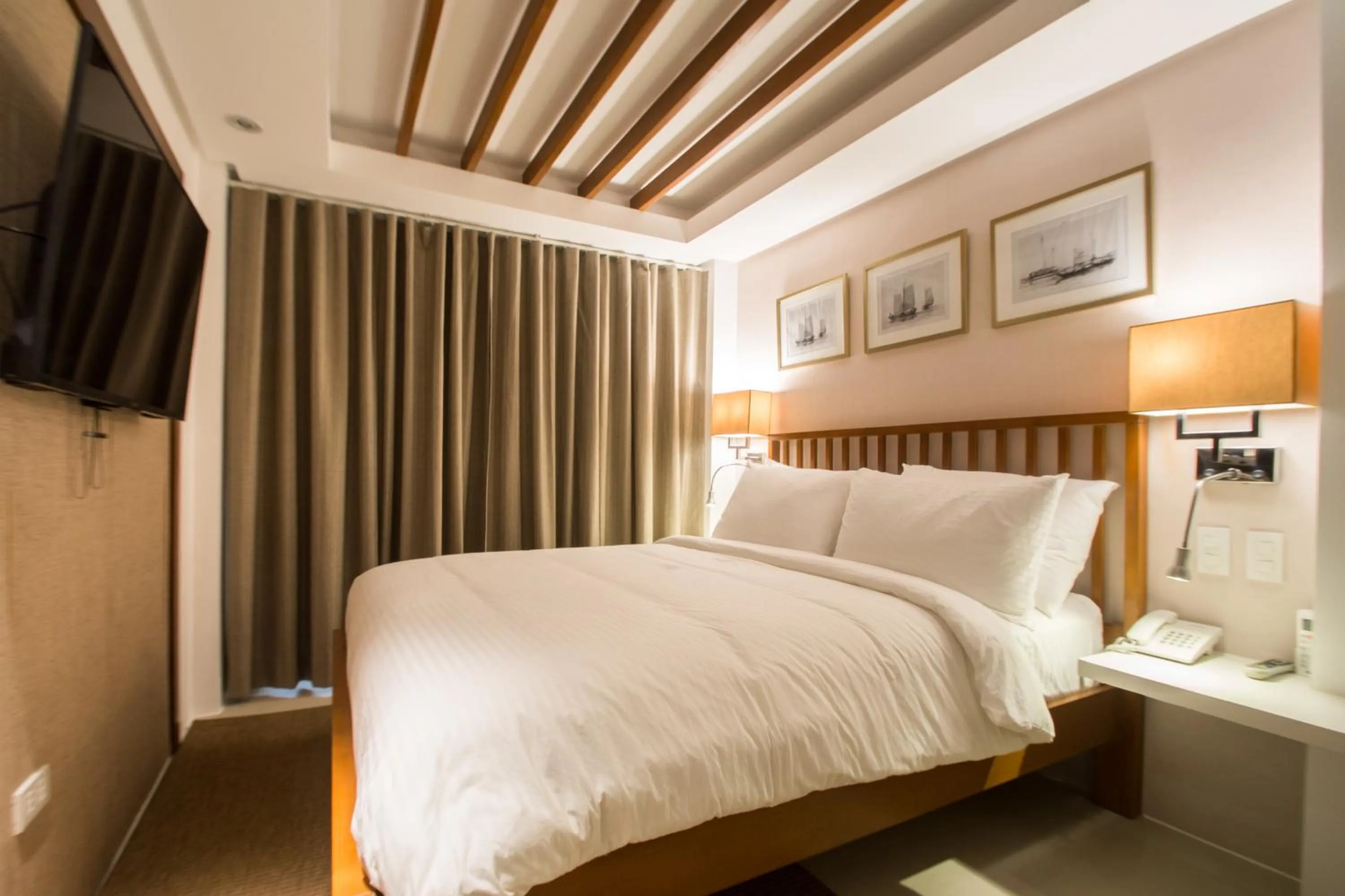 Photo of the whole room, Bed in Signature Boracay Blue