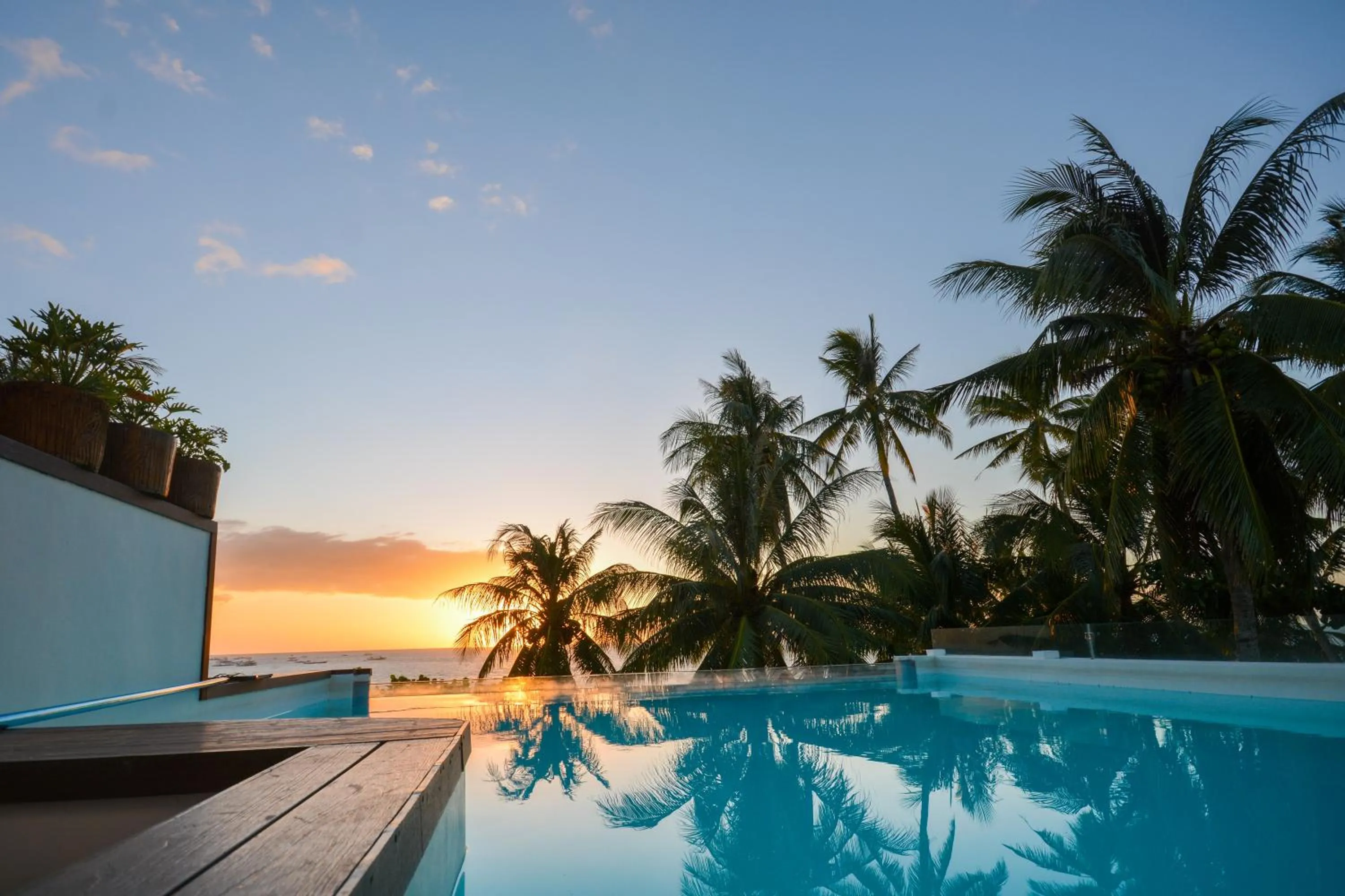 Swimming pool in Signature Boracay Blue