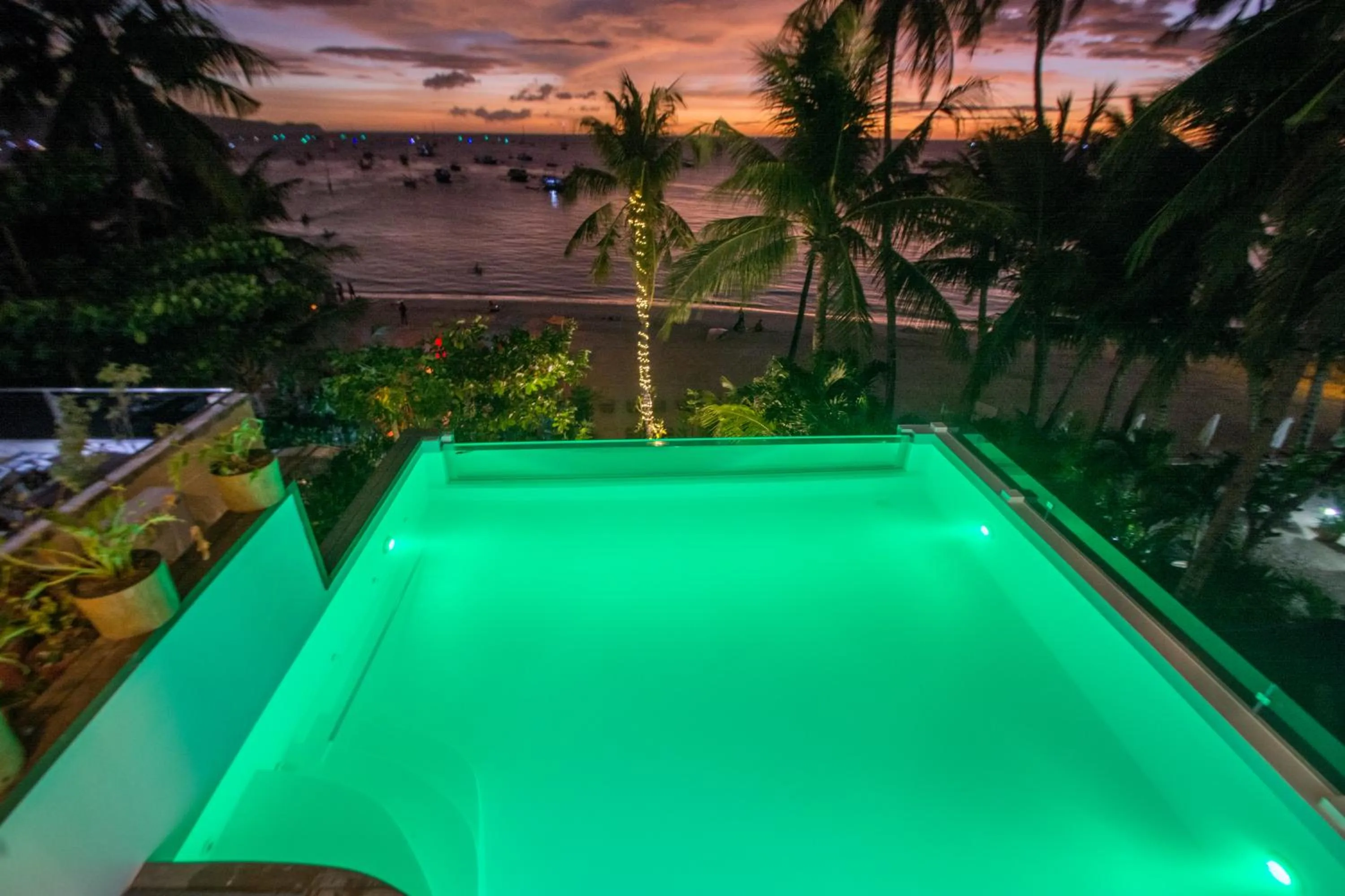 Swimming pool in Signature Boracay Blue