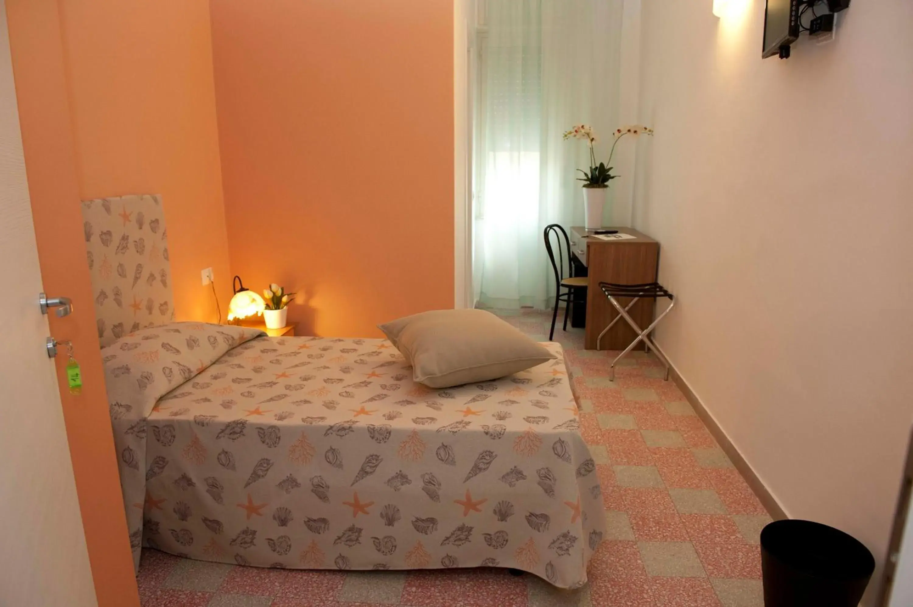 Single Room in Hotel Venere Single Room in Hotel Venere