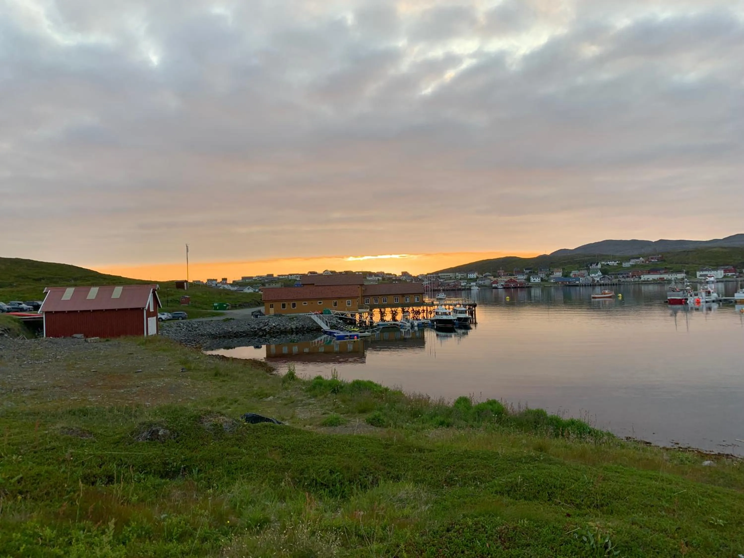 Communal lounge/ TV room in Adventure Camp Mehamn