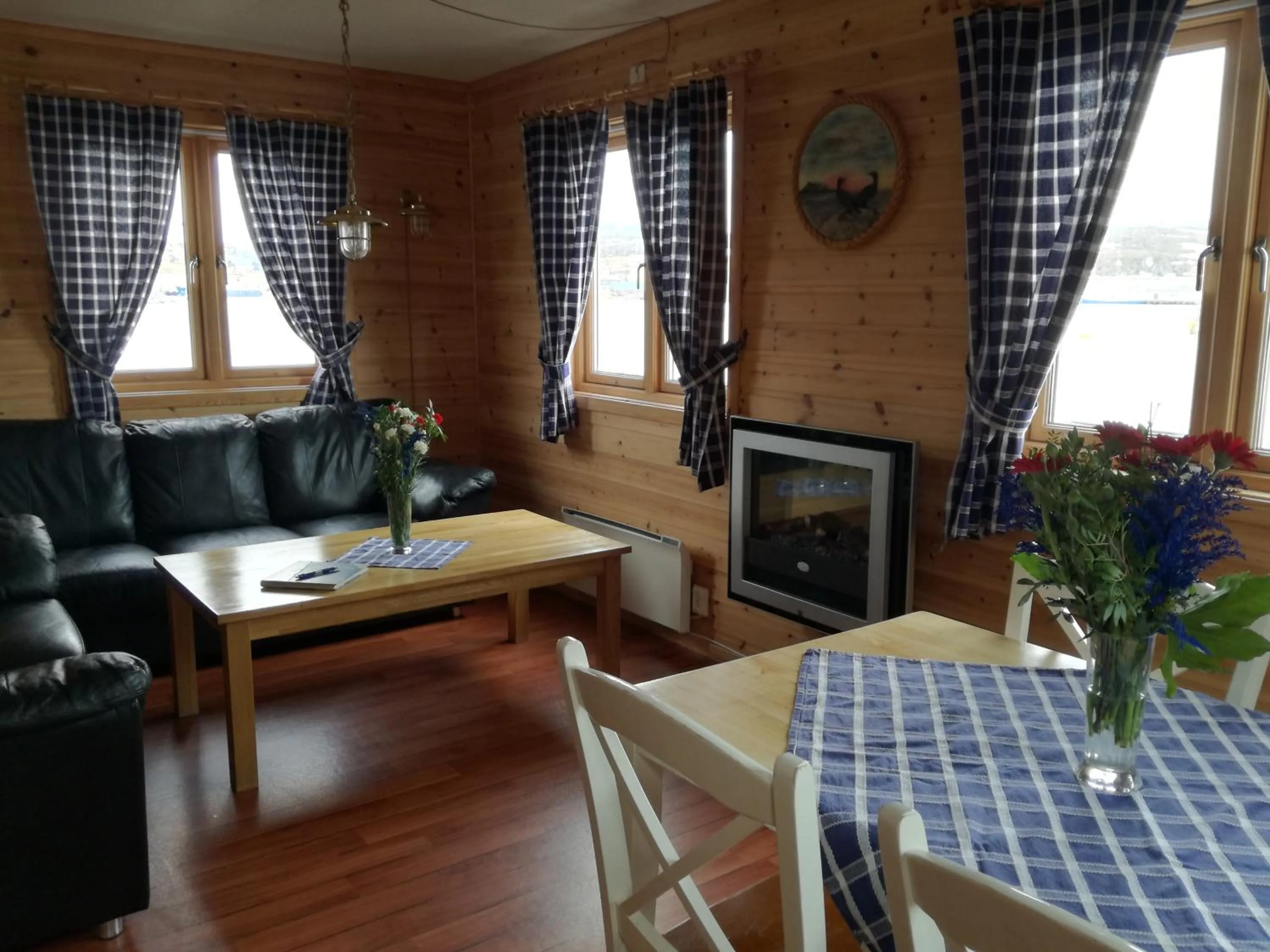 Kitchen or kitchenette in Adventure Camp Mehamn