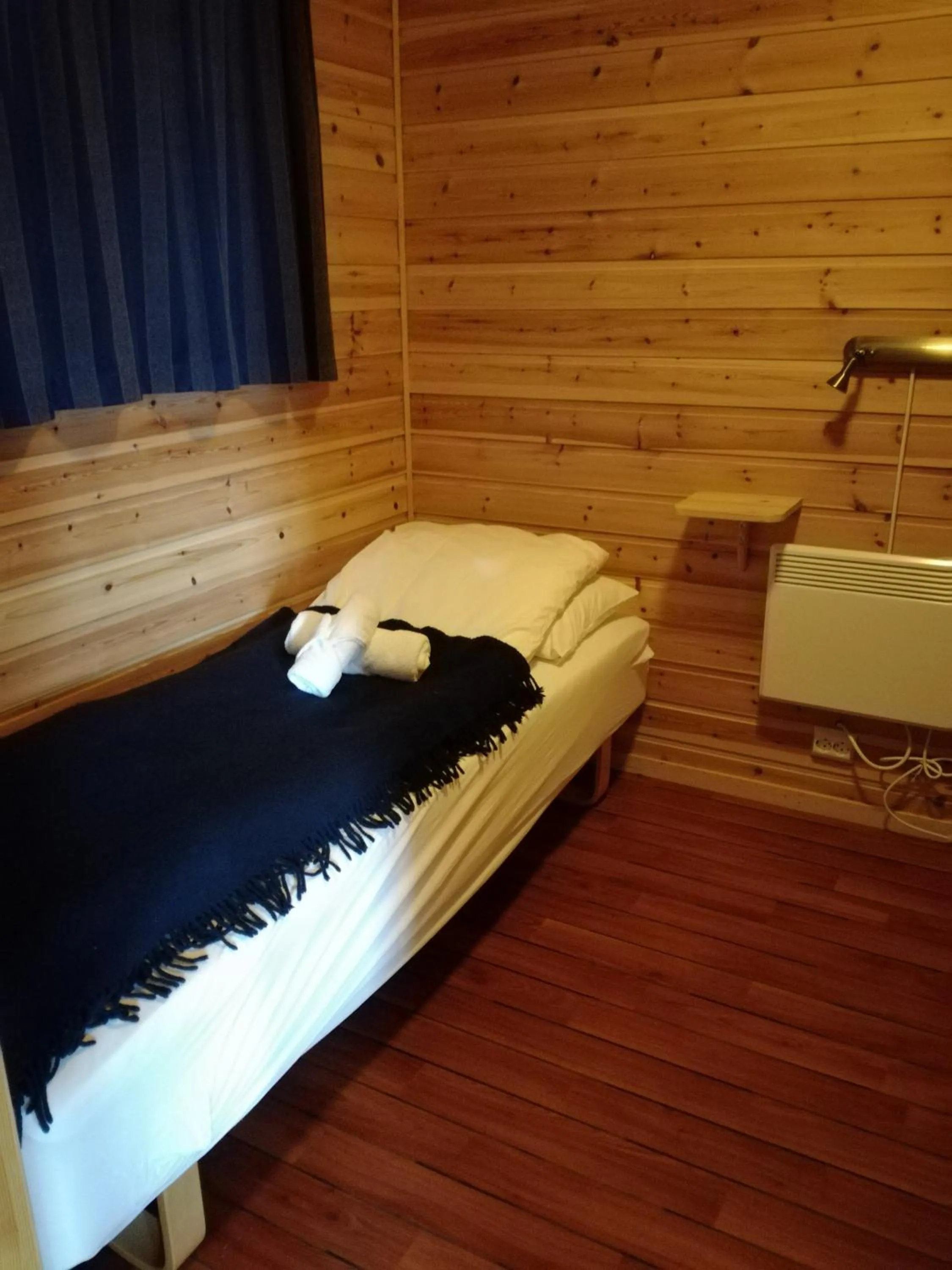 Bed in Adventure Camp Mehamn