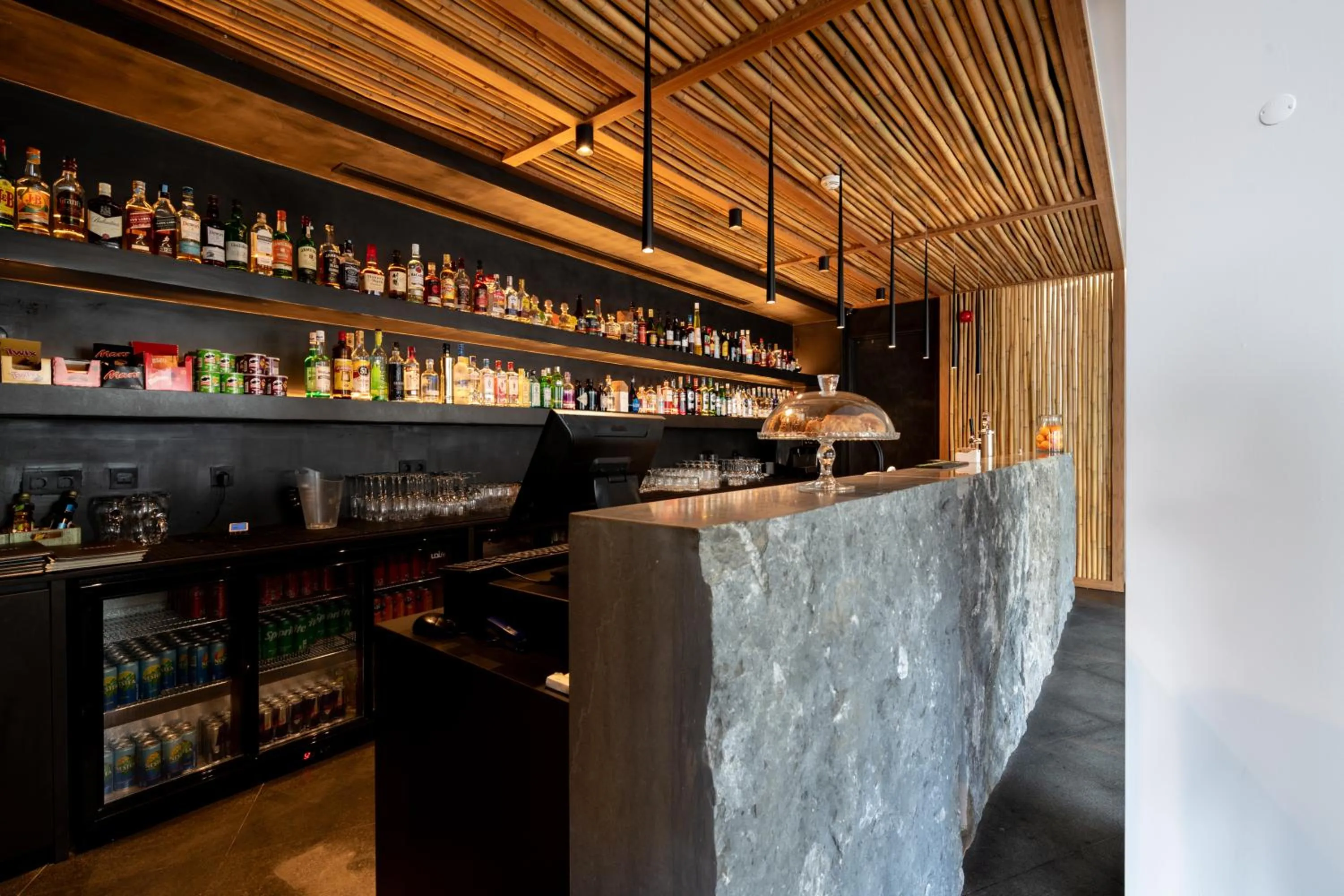 Restaurant/places to eat in Belmar Spa & Beach Resort