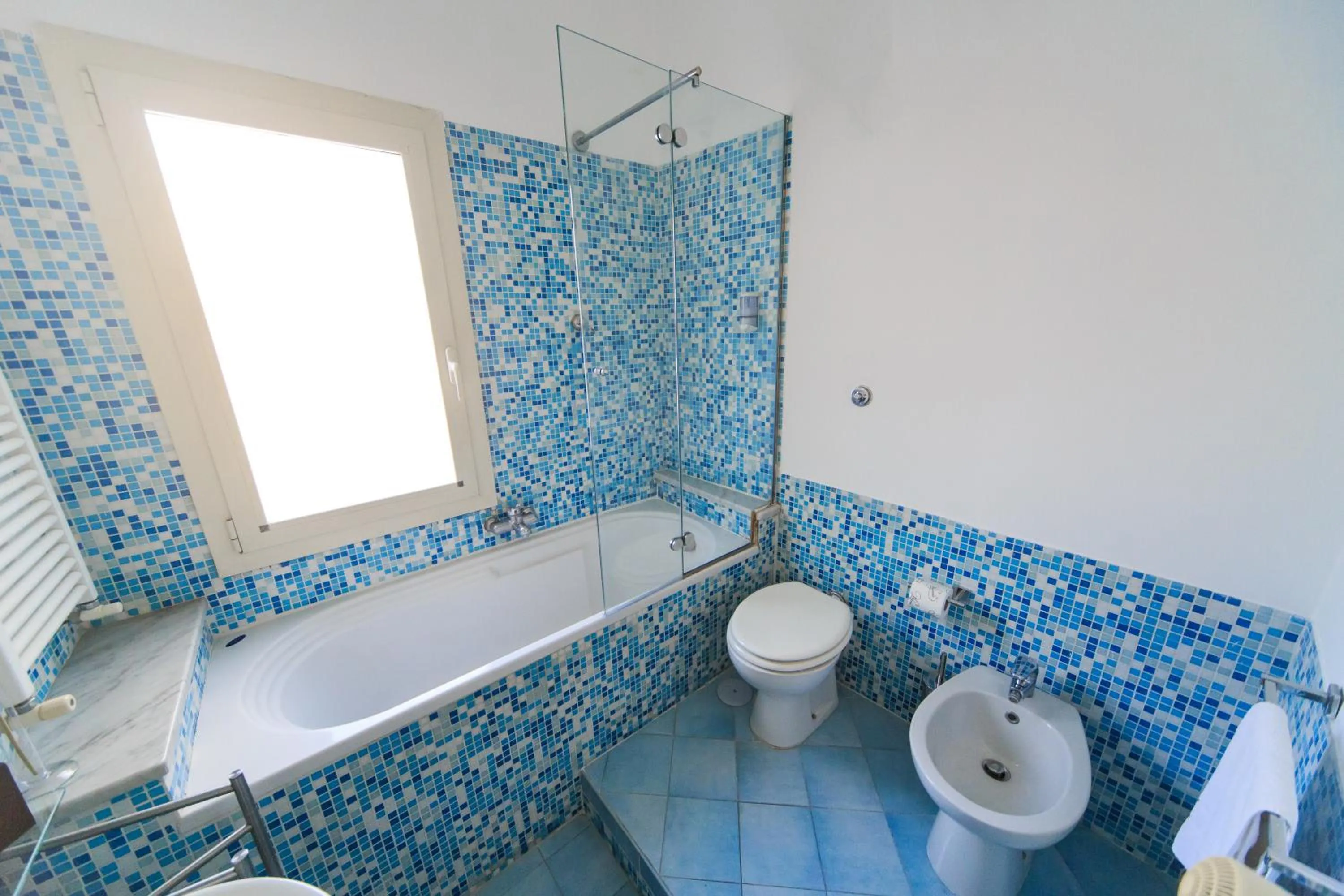 Bathroom in Spaccanapoli Comfort Suites