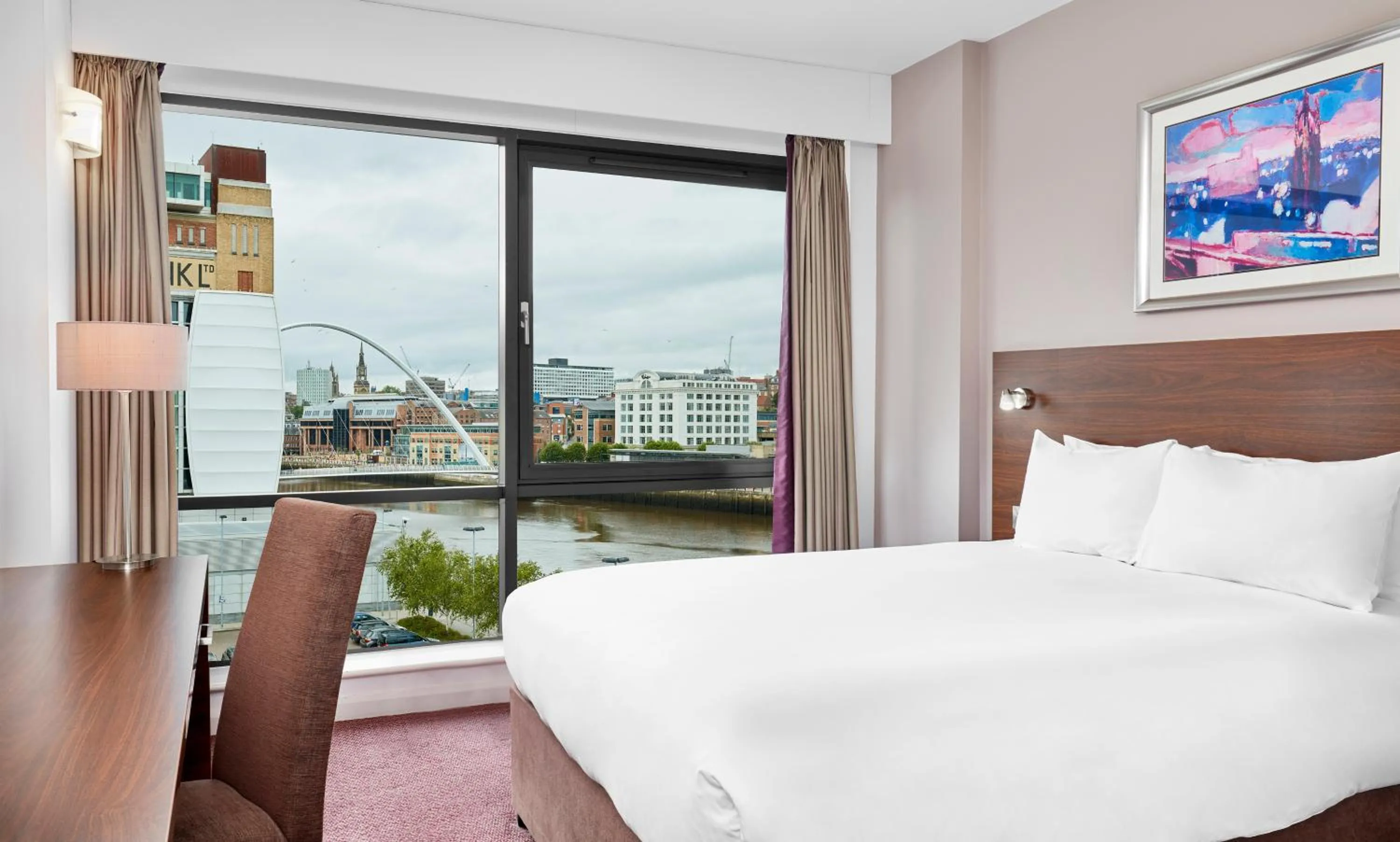 Bedroom, Bed in Leonardo Hotel Newcastle Quayside