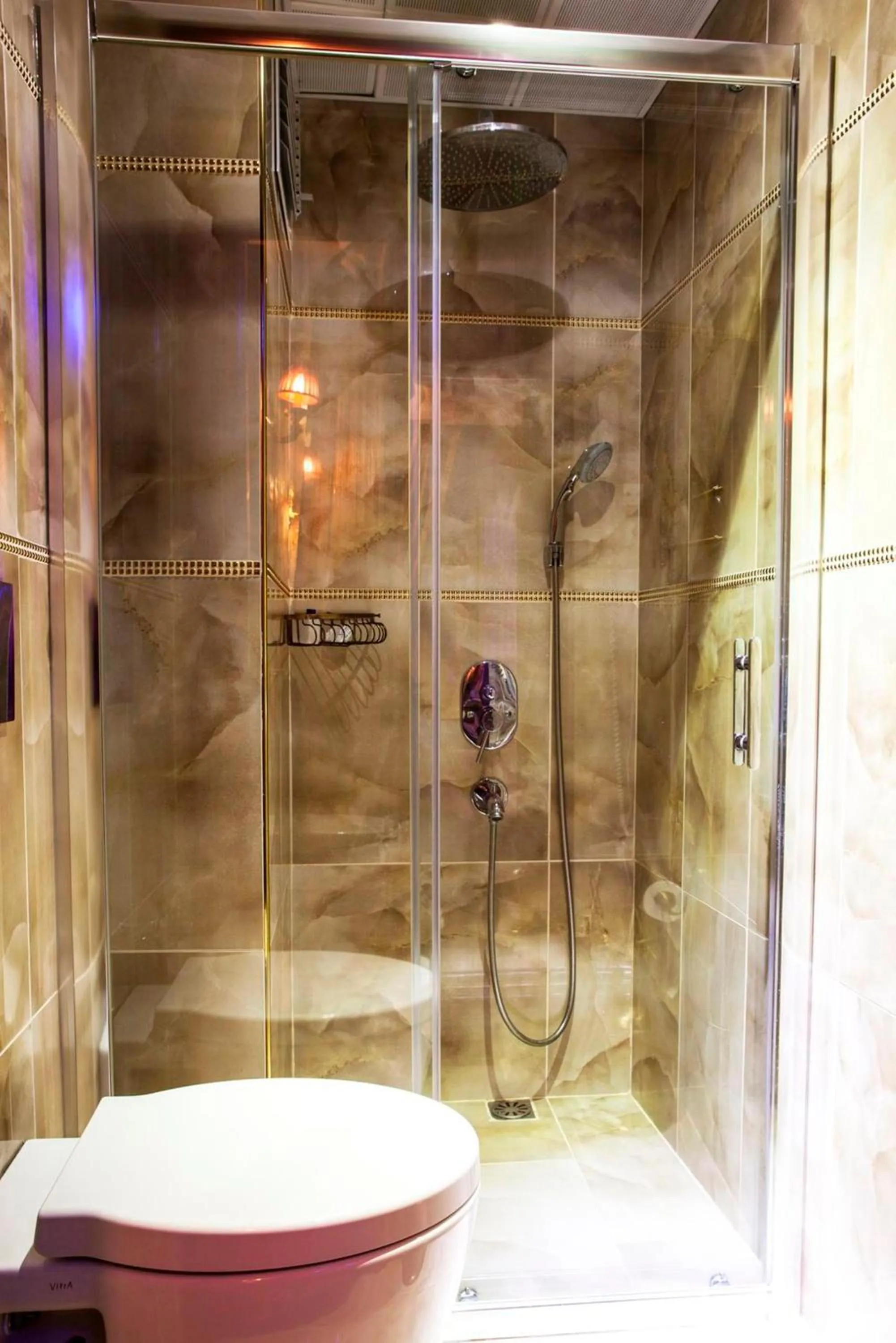 Bathroom in Salinas Istanbul Hotel