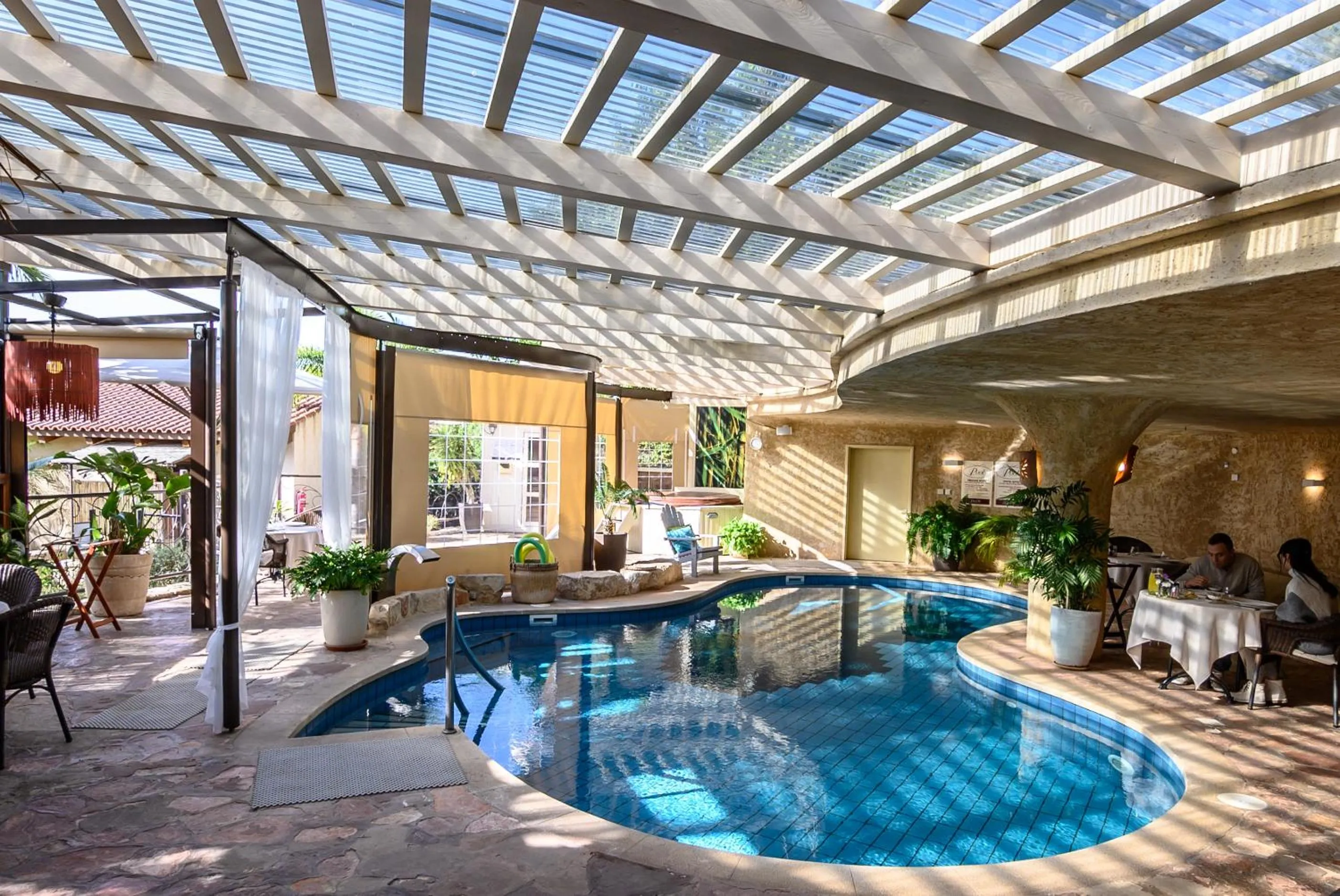 Hot Tub in Cnaan Village Boutique Hotel & Spa