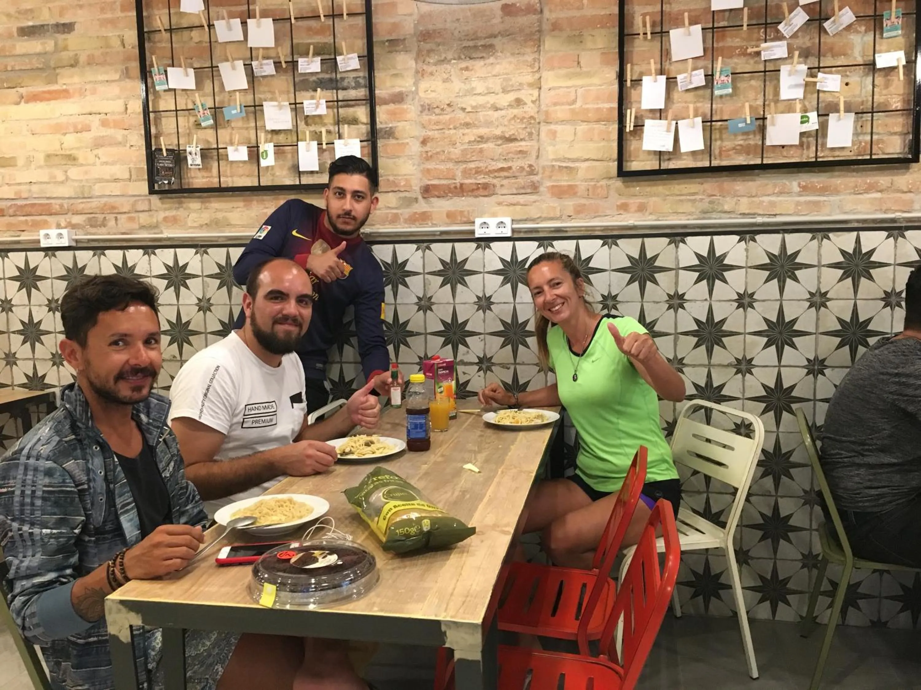 group of guests in Hola Hostal Collblanc