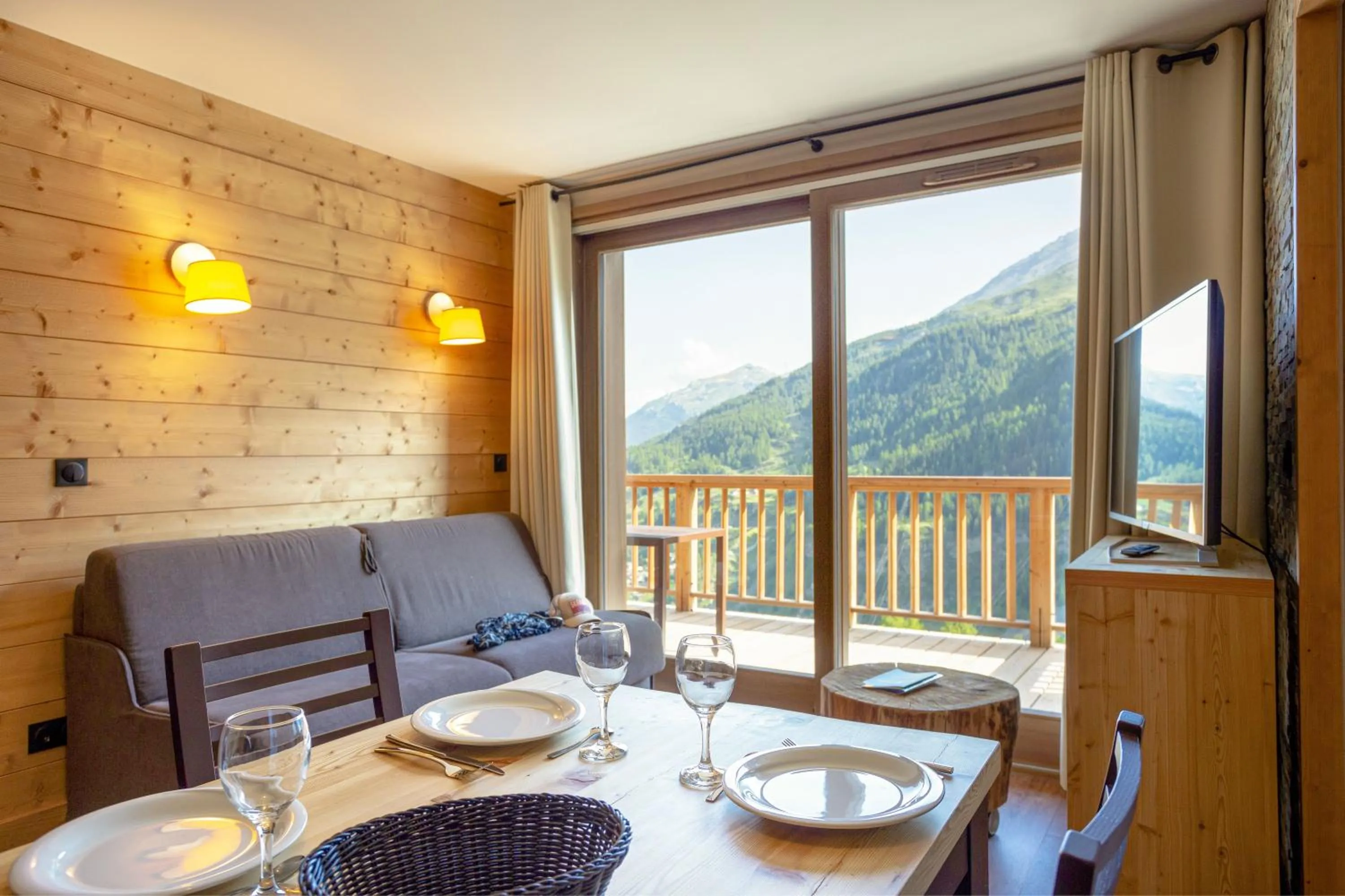 Dining area in Résidence Club MMV L'Altaviva