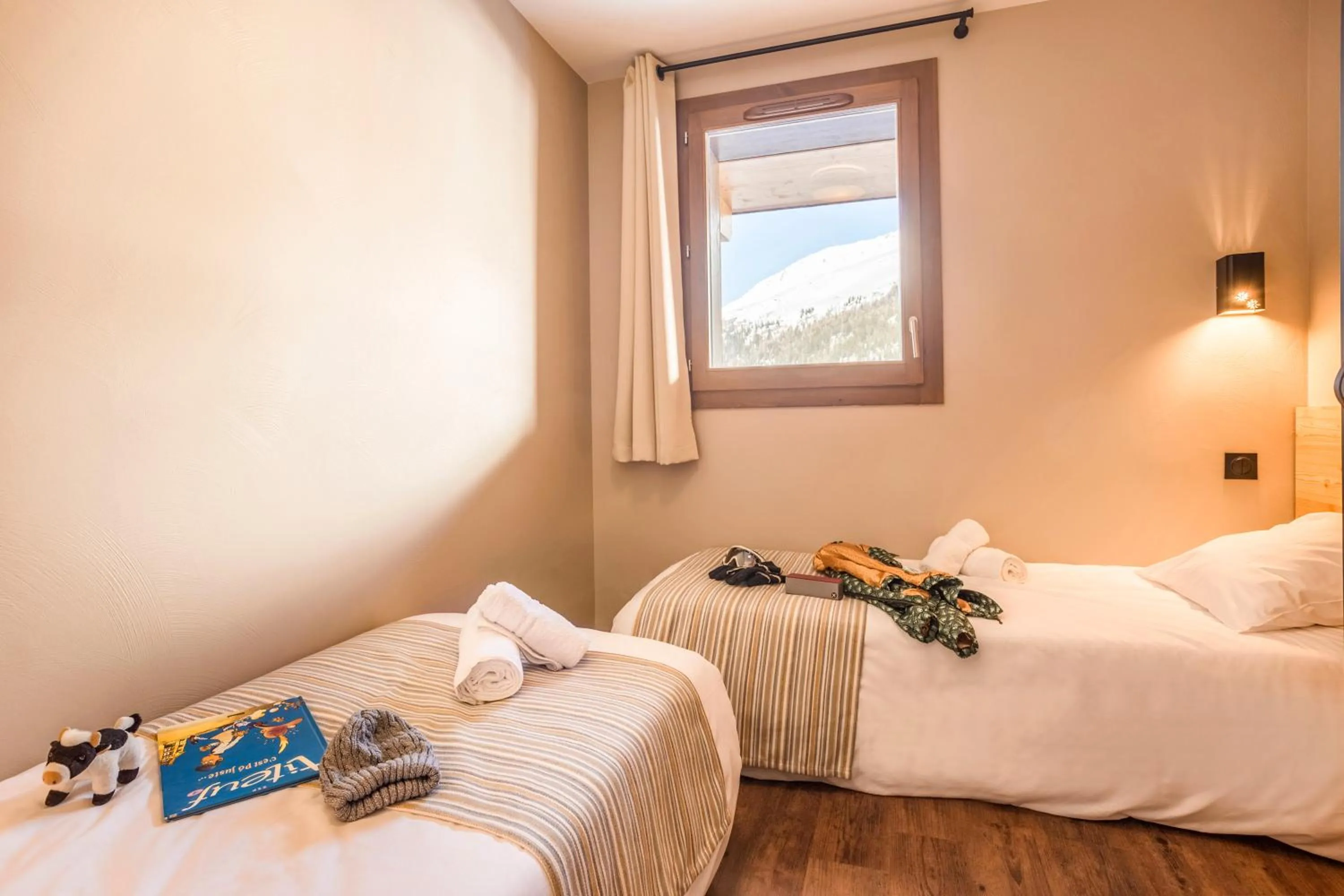 Bedroom, Bed in Résidence Club MMV L'Altaviva