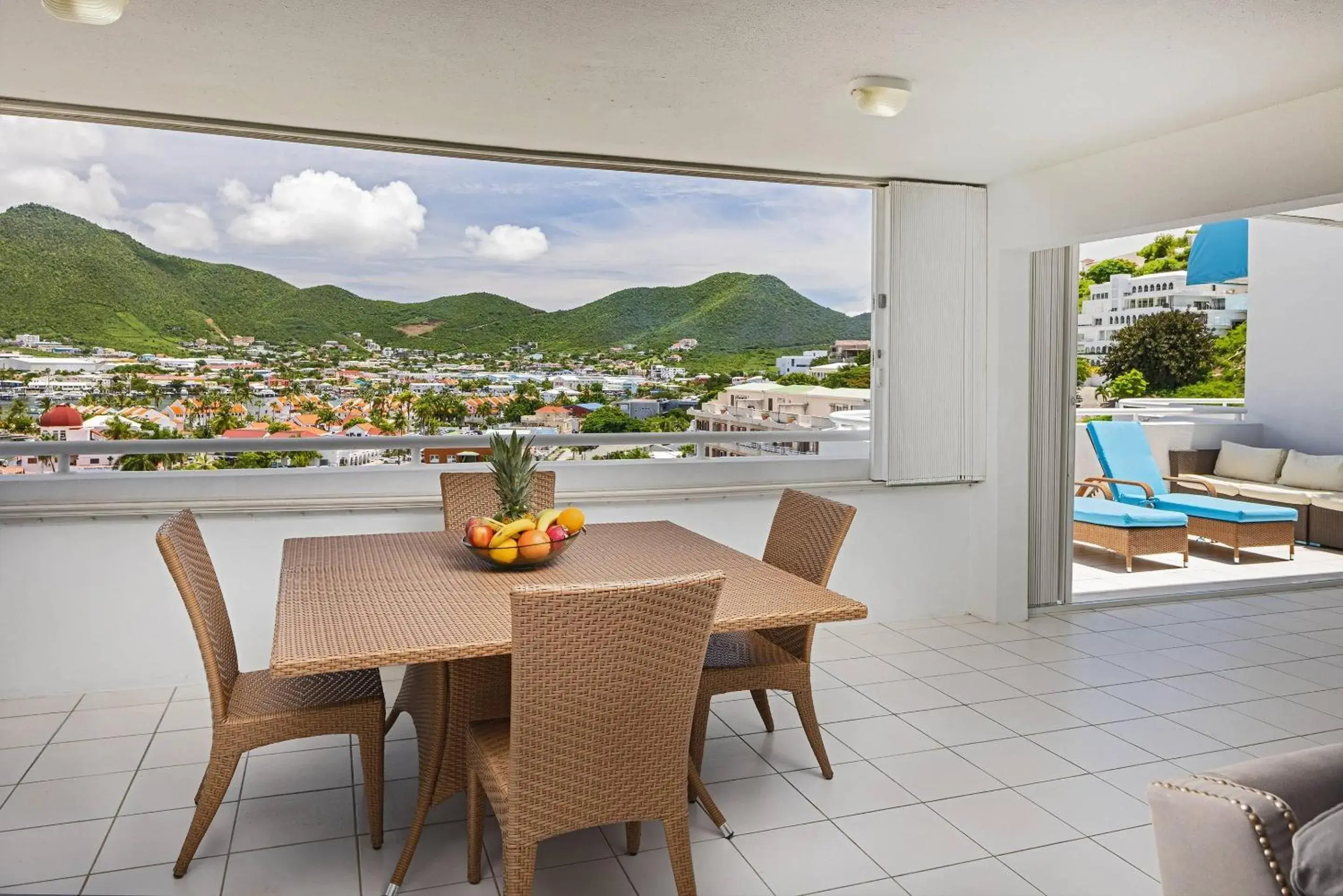 Bedroom in The Atrium Beach Resort and Spa Sint Maarten, Ascend Hotel Collection Bedroom in The Atrium Beach Resort and Spa Sint Maarten, Ascend Hotel Collection