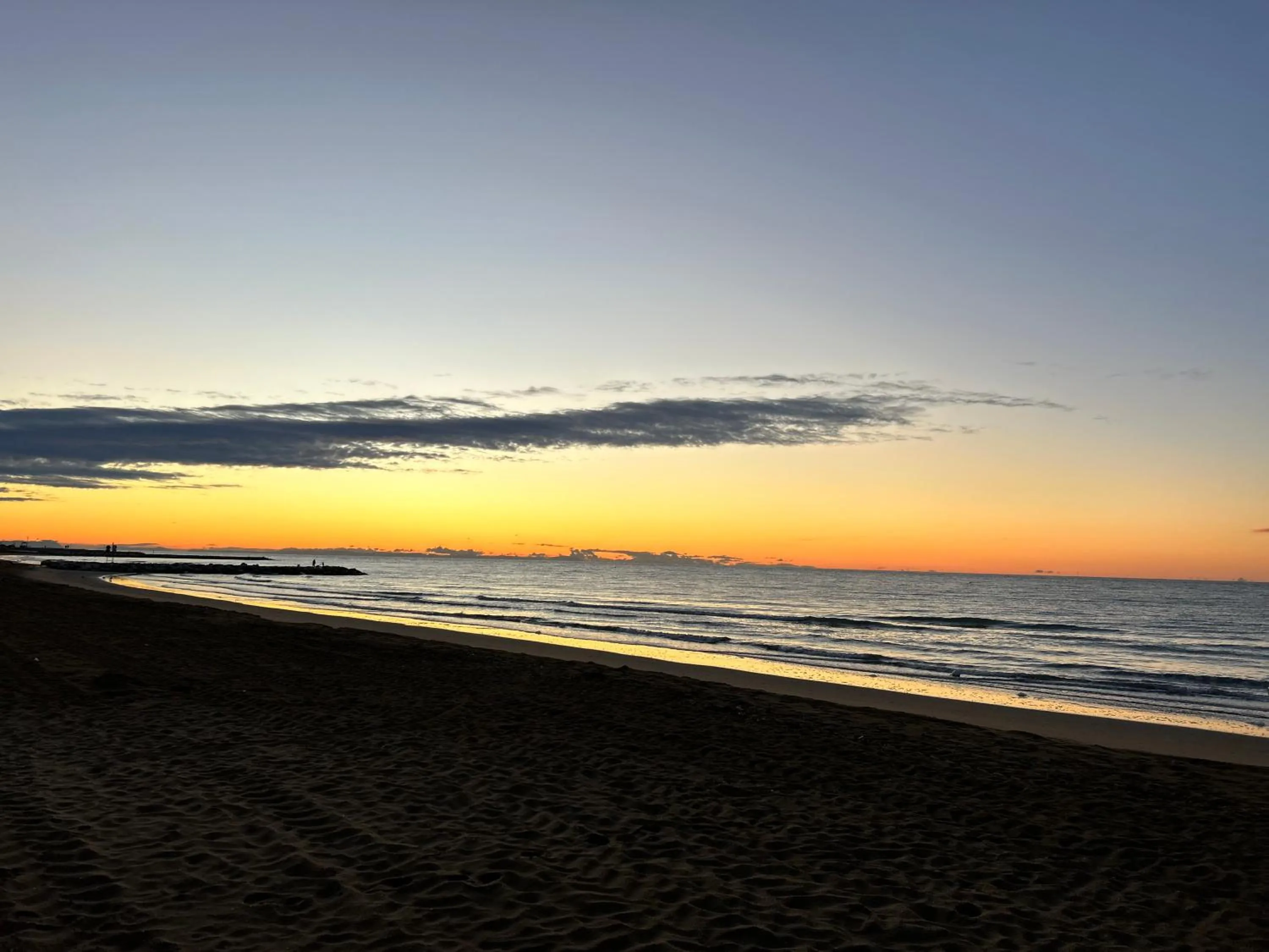 Sunrise in Hotel Palm Beach
